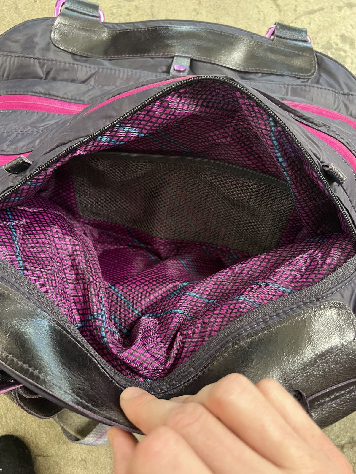 Nike Rare Nike Purple quilted overnight bag y2k oversized Size ONE SIZE - 4 Thumbnail
