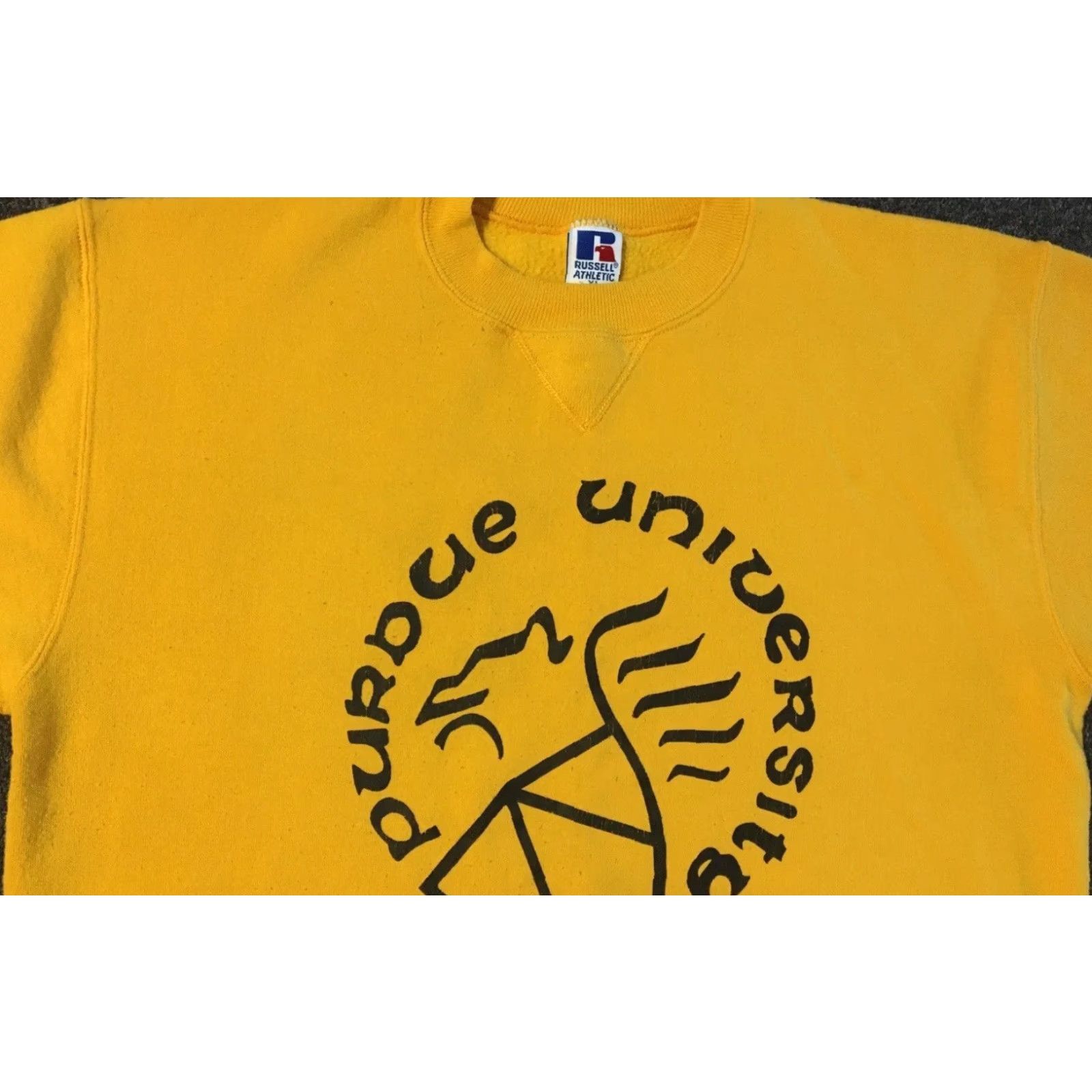 Russell Athletic VINTAGE Russell Purdue University Yellow Sweatshirt M Boys/Adults? (Please reference) Size US M / EU 48-50 / 2 - 5 Thumbnail