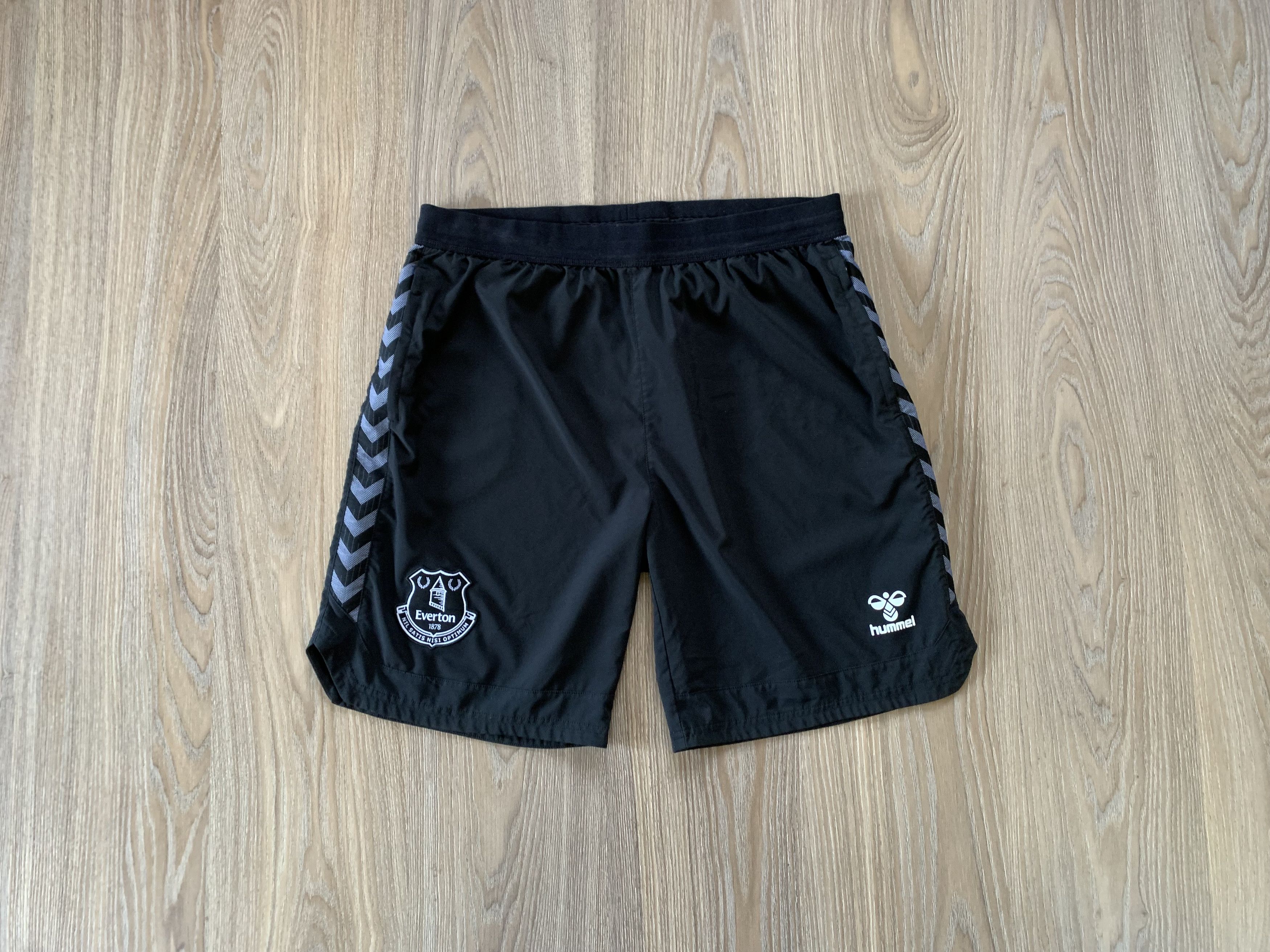 Hummel Hummel Everton Home Black Football Short Size US L / EU 52-54 / 3 - 1 Thumbnail