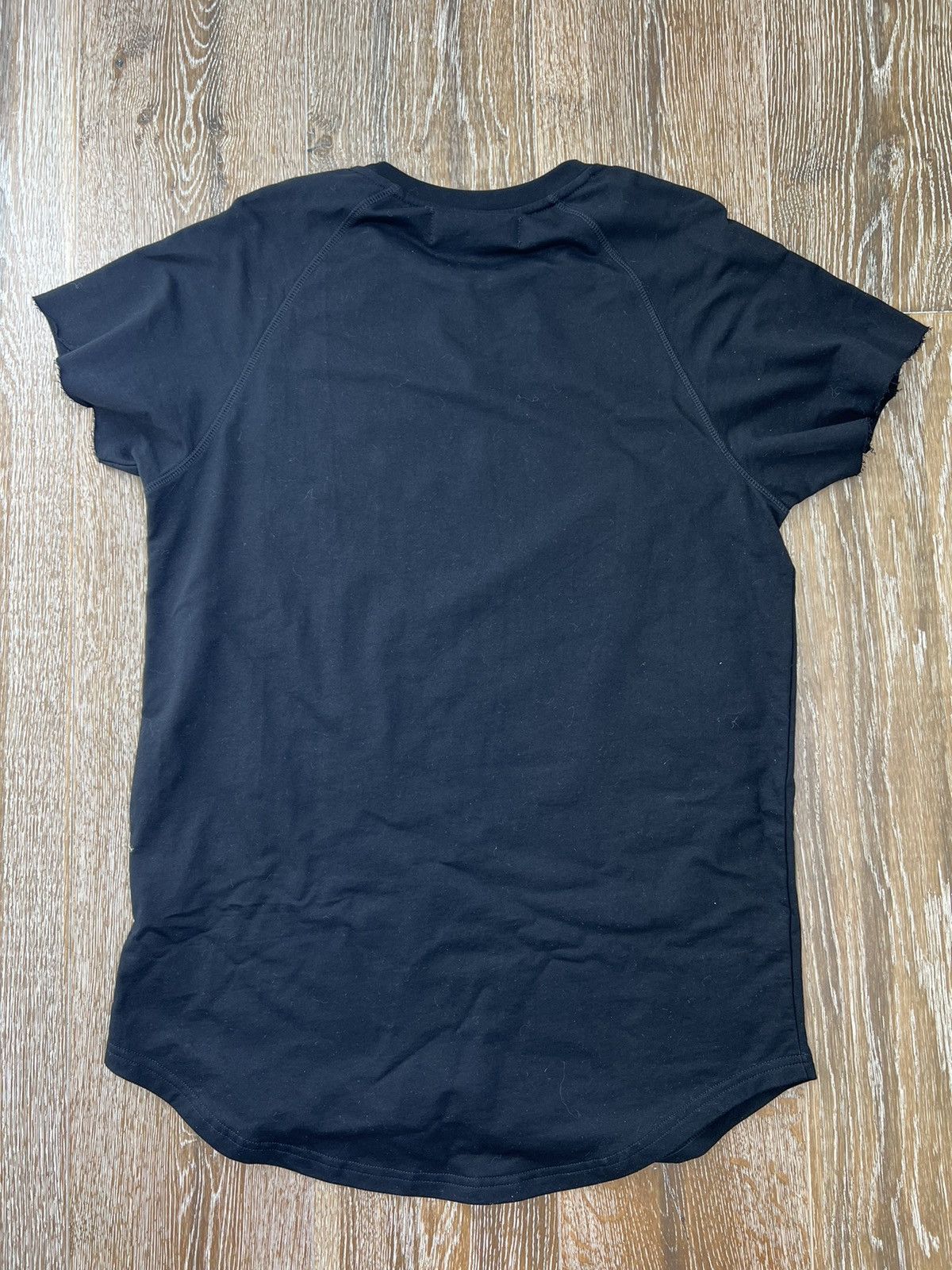 Civil Regime × Darc Sport Darc sport no weapon family cut off tee Size US M / EU 48-50 / 2 - 2 Thumbnail