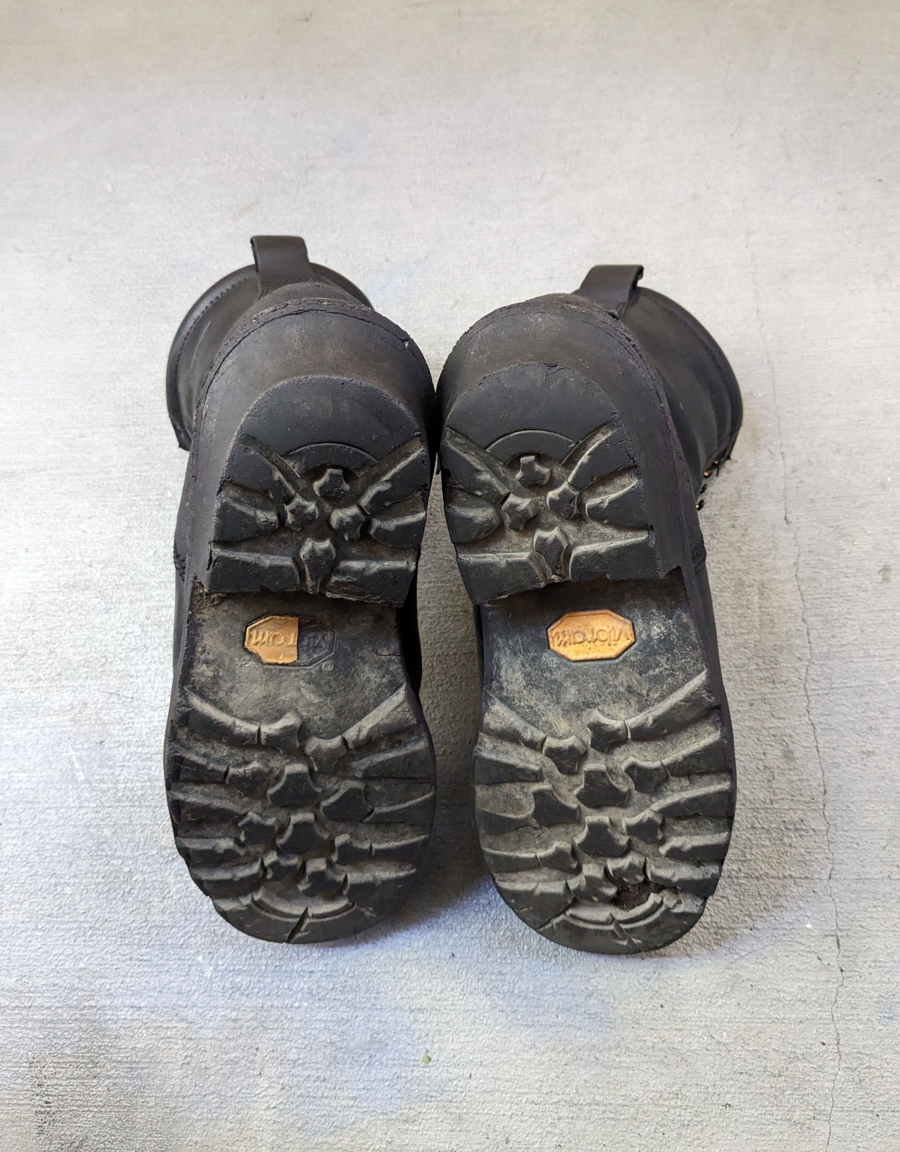Red Wing Red Wing Boots Black 10 EE Wide Steel Toe Leather Logger Size US 10 / EU 43 - 18 Thumbnail