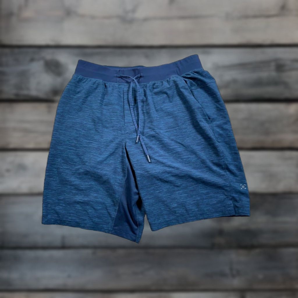Lululemon VINTAGE Lululemon T.H.E. Short Lined Men's Large Blue 9" Inseam Drawstring Pockets LM7AS Size US 32 / EU 48 - 1 Thumbnail