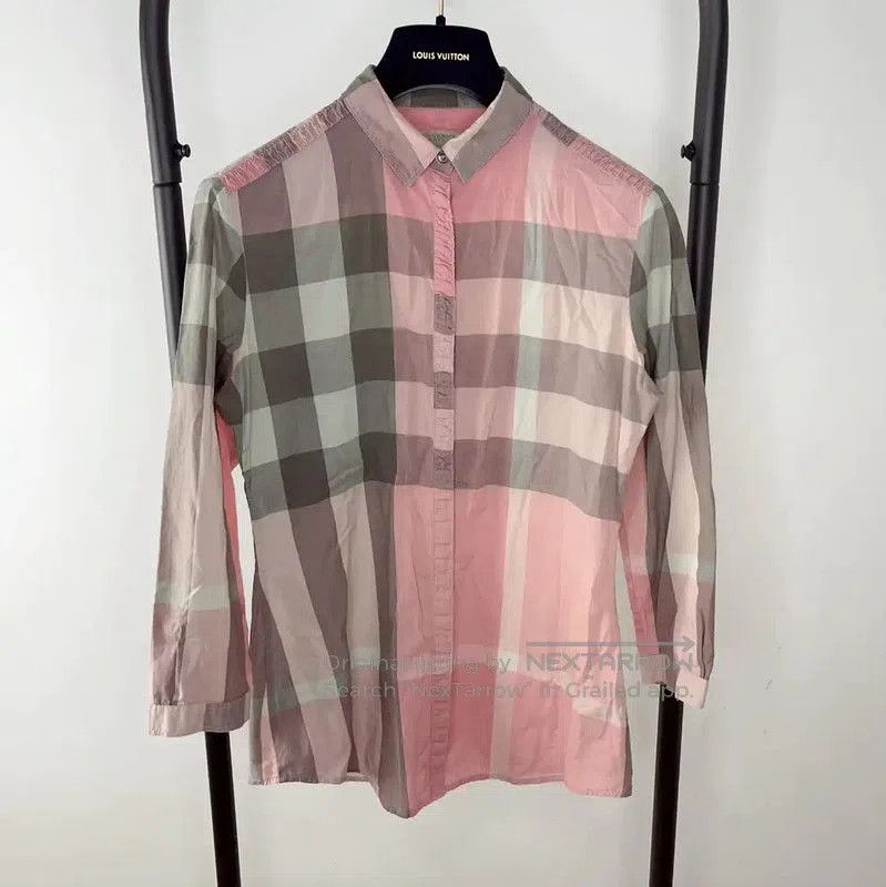 Burberry Burberry Pink Cotton Women's Shirt. Size XS / US 0-2 / IT 36-38 - 1 Thumbnail