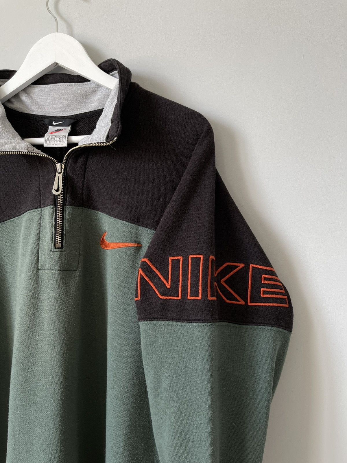 Nike 90's Vintage Nike 1/4 Zip Sweatshirt Y2k Rare Spell Out Logo Size US M / EU 48-50 / 2 - 5 Thumbnail