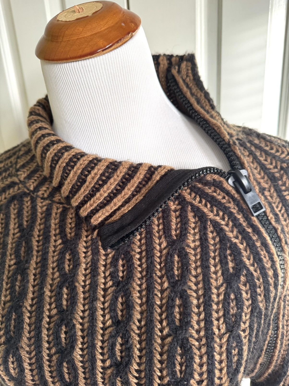 Karl Lagerfeld KARL LAGERFELD Women Brown Knit Long Sweater M NWT $229 Size M / US 6-8 / IT 42-44 - 2 Thumbnail