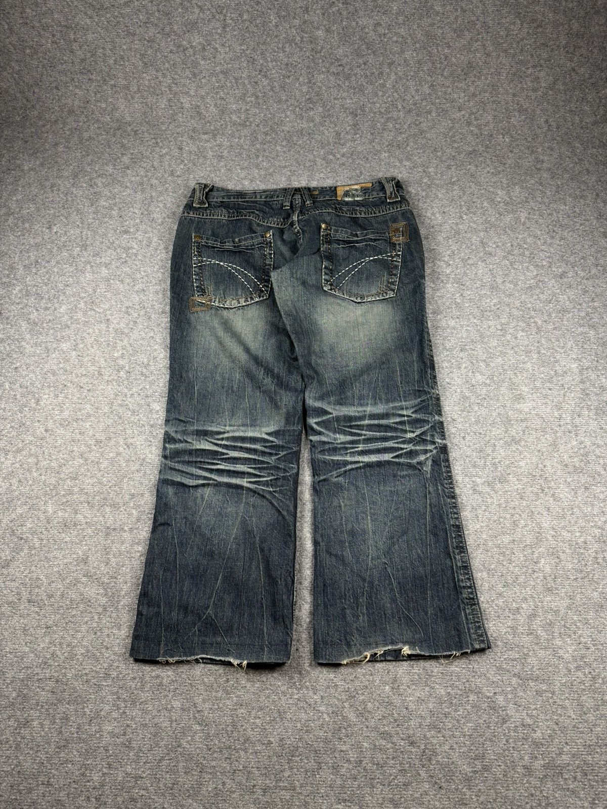 Japanese Brand × Vintage Vintage japanese distressed flared baggy y2k jeans pants Size 36" / US 14 / IT 50 - 7 Thumbnail