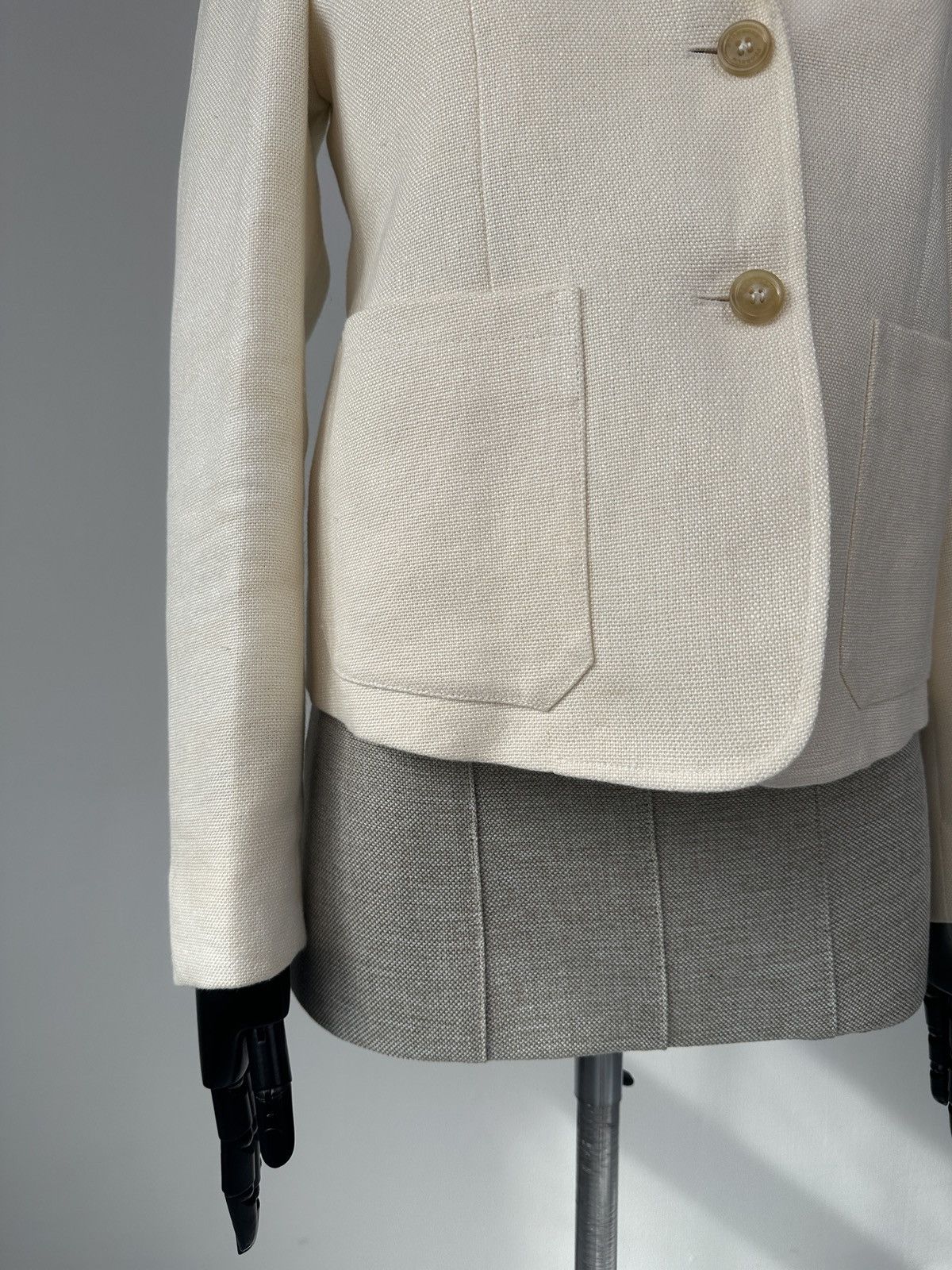 Burberry Prorsum BURBERRY PRORSUM Runway 100% Linen Blazer Jacket Ecru Size XS / US 0-2 / IT 36-38 - 9 Thumbnail