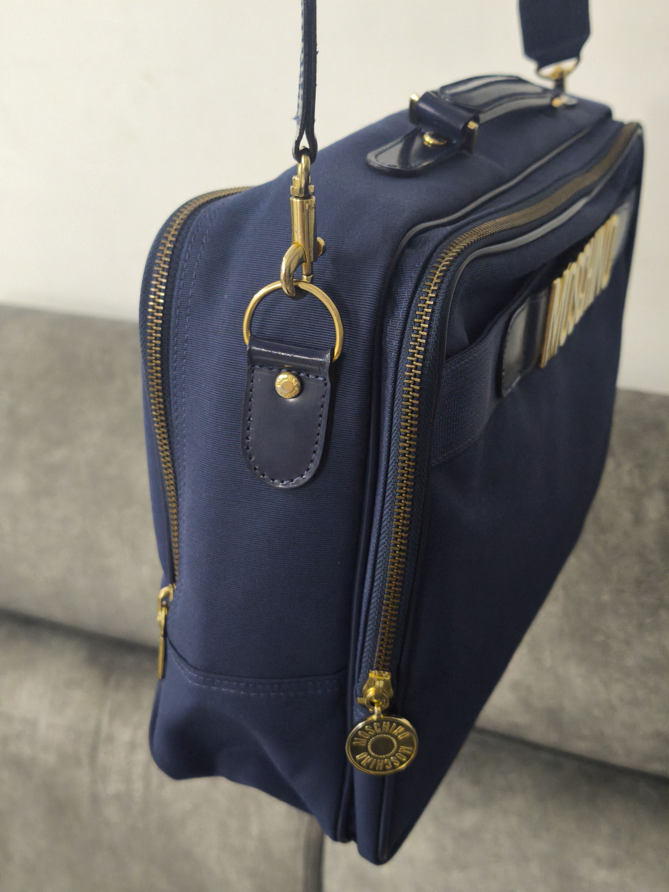 Moschino Vintage Moschino Shoulder Bag – Navy with Gold Hardware Size ONE SIZE - 5 Thumbnail