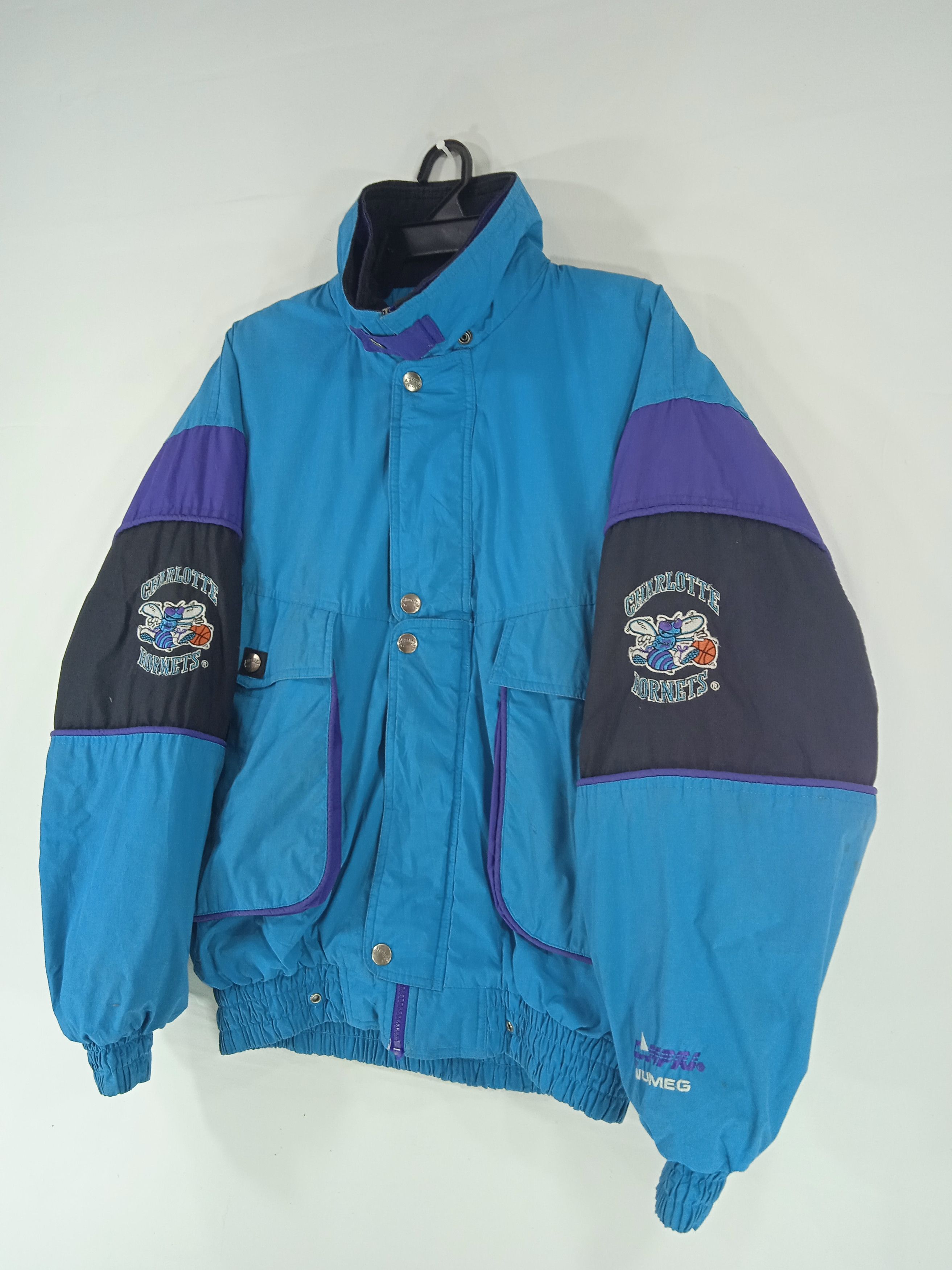 NBA Vintage Nba Charlotte Nutmeg Light Jacket Rare Design Size US M / EU 48-50 / 2 - 5 Thumbnail