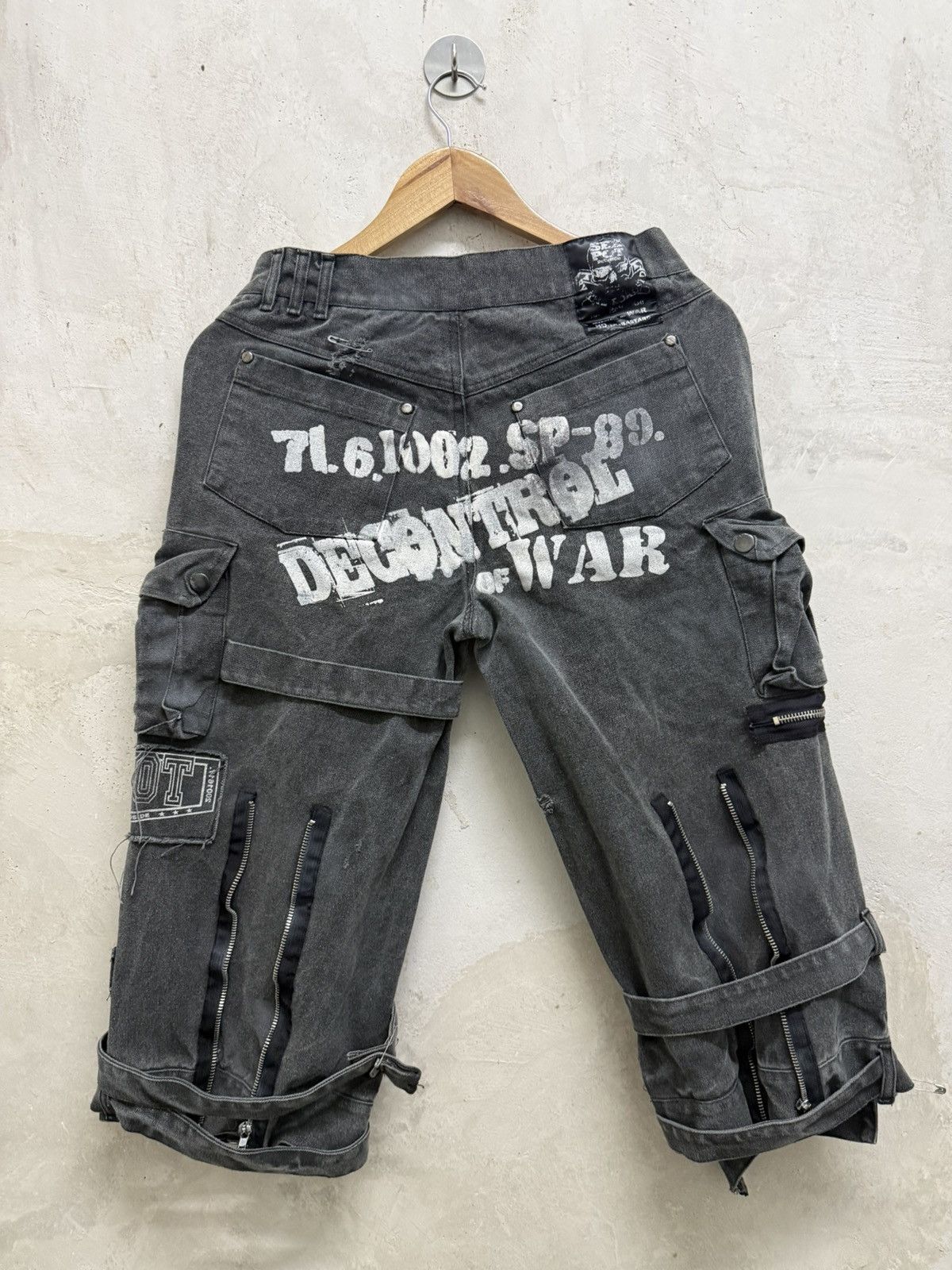 Sex Pot ReVeNGe ☠️ Sex Pot Revenge Distressed Bondage Punk Jorts Size US 30 / EU 46 - 2 Thumbnail