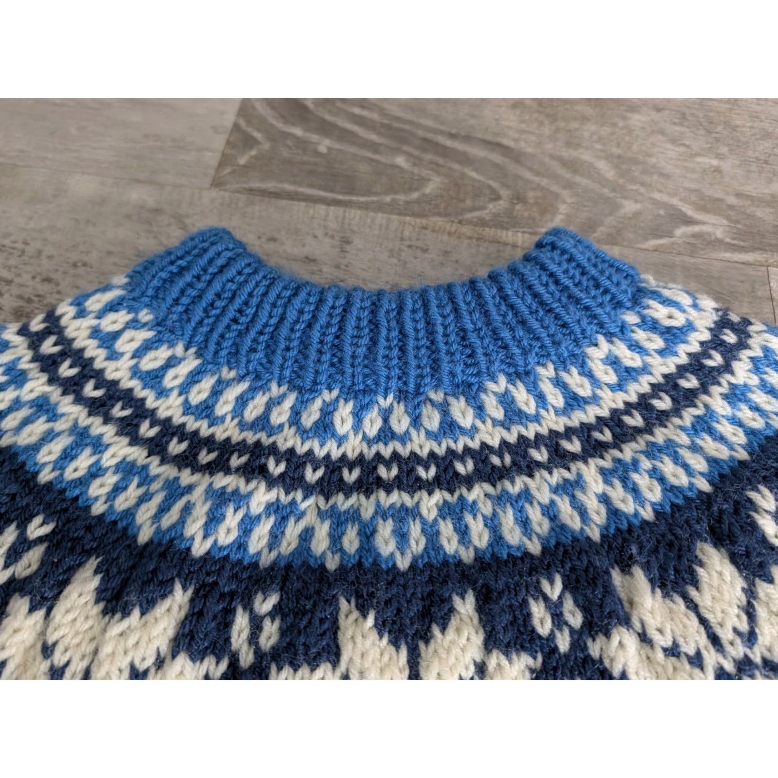 Vintage VINTAGE Hand Knit Sweater Mens Blue Holiday Christmas Grandpa Sz M Pullover Knit Size US M / EU 48-50 / 2 - 7 Thumbnail