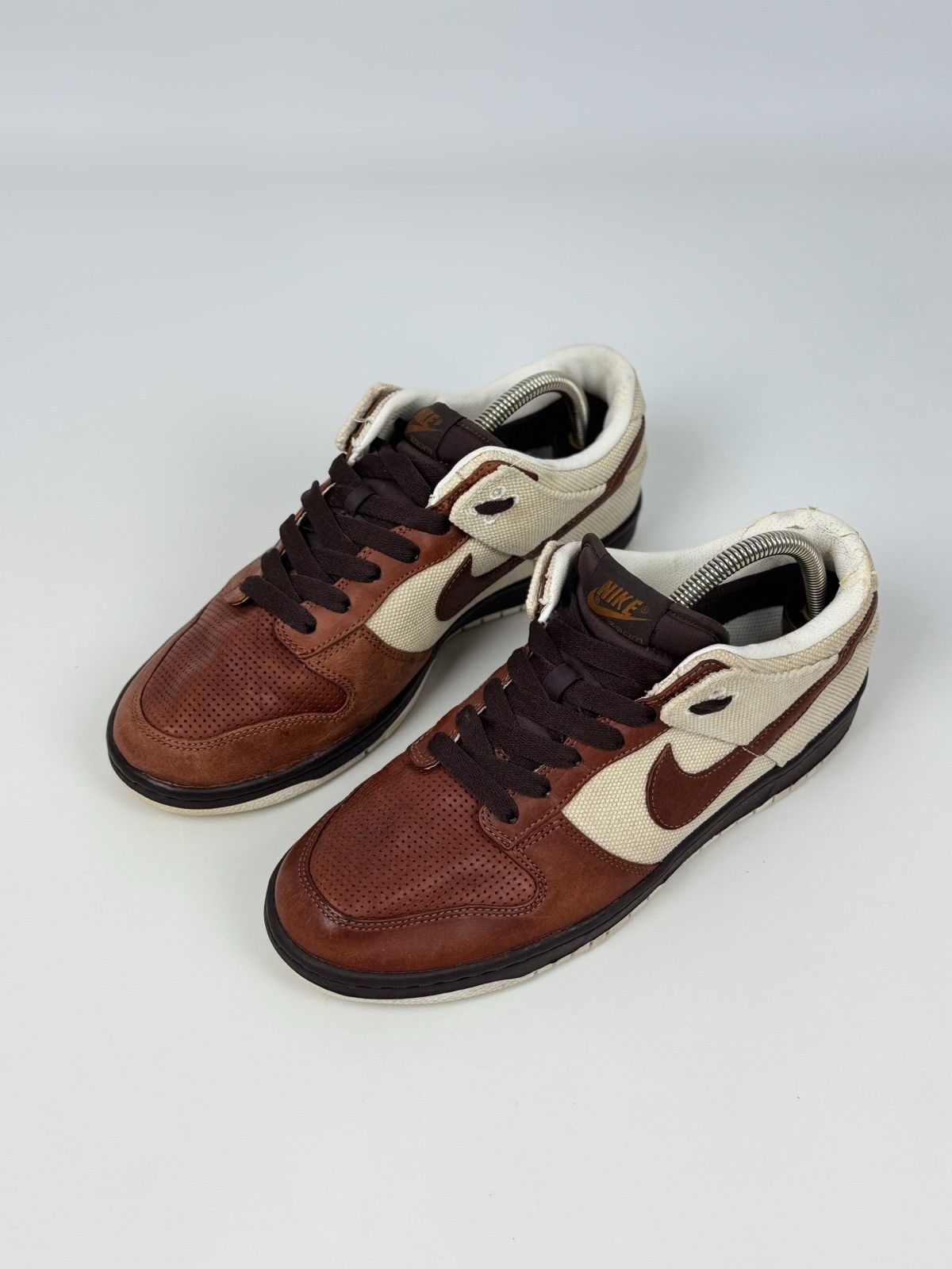 Vintage 00s Vintage Nike Dunk Low Premium Light British Tan Sneakers Size US 10 / EU 43 - 2 Thumbnail