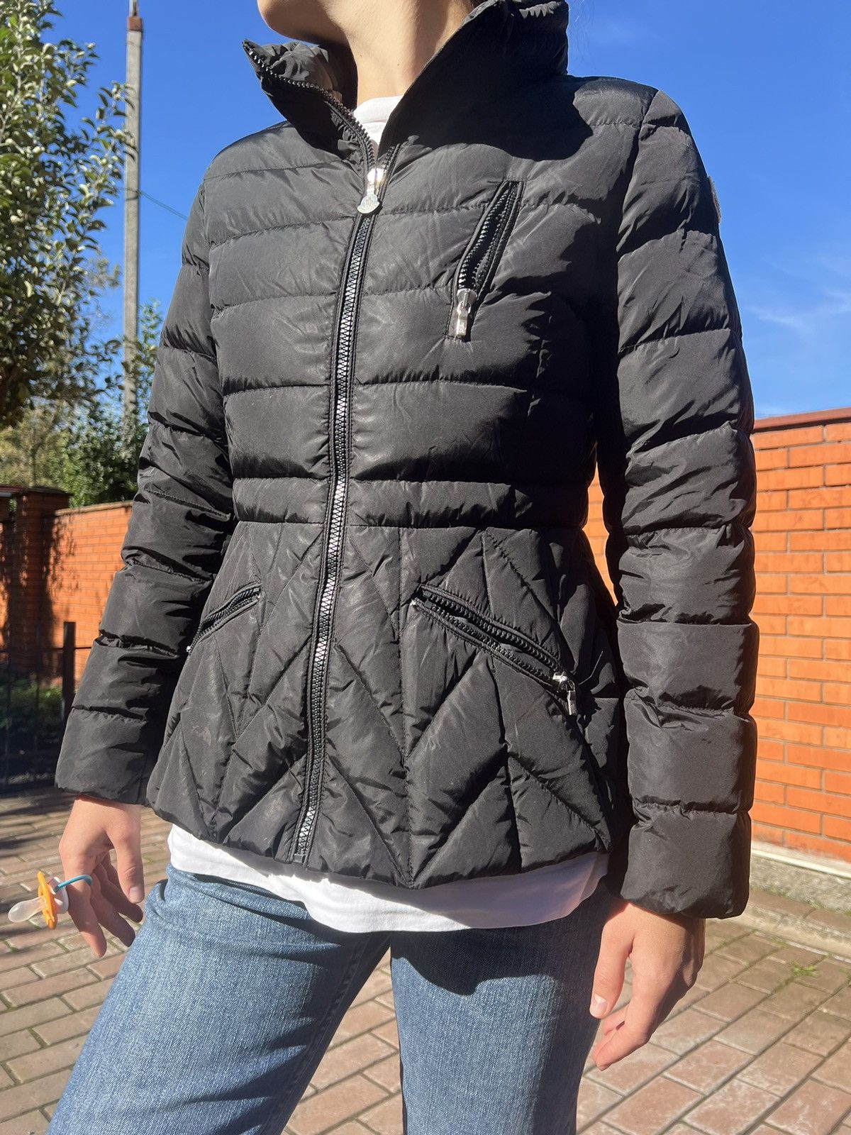Moncler Moncler Autchentic Giobbotto Kids Woman jacket puffer used Size XS / US 0-2 / IT 36-38 - 1 Thumbnail