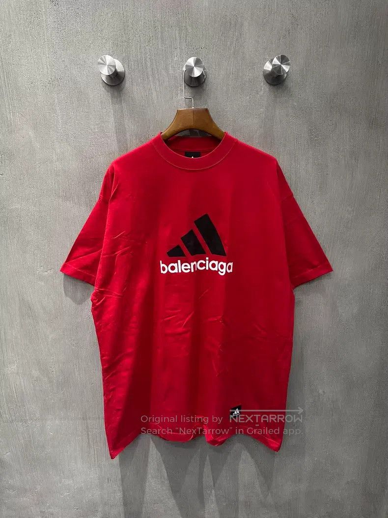 Balenciaga Balenciaga Short-sleeve Size US L / EU 52-54 / 3 - 1 Thumbnail