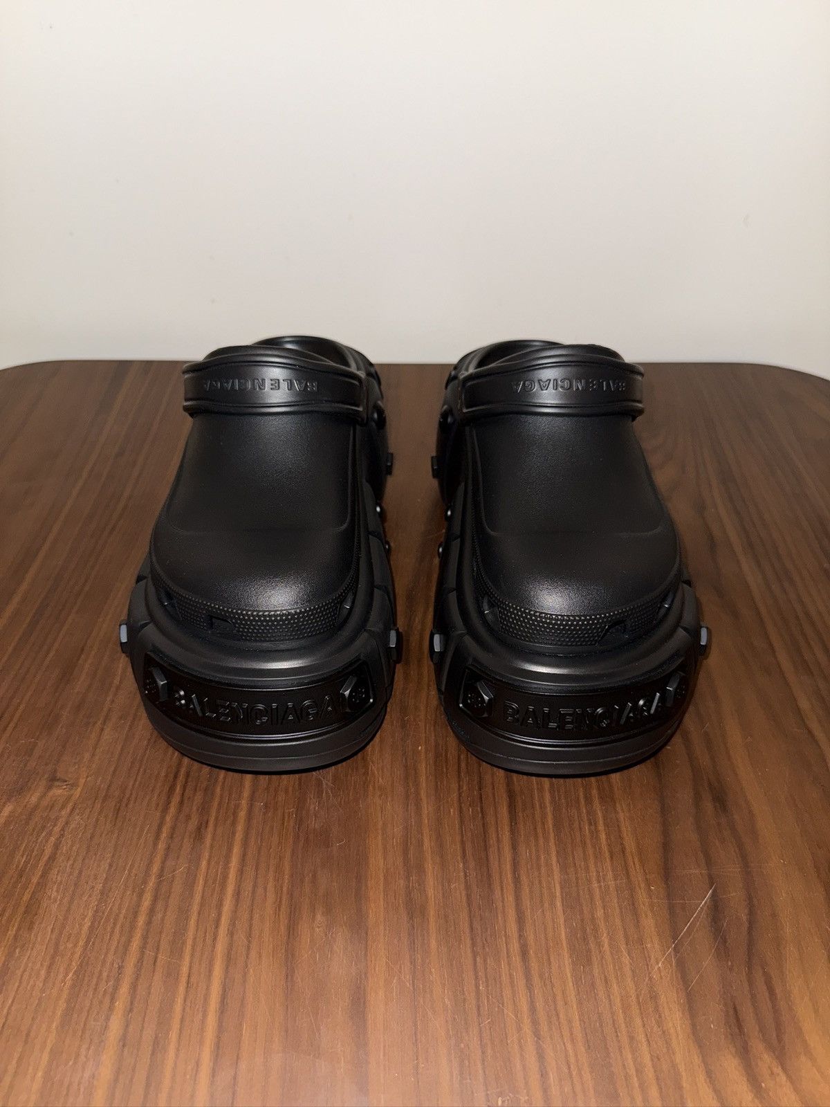 Balenciaga × Crocs Balenciaga Hardcrocs Black on Black Size US 11 / EU 44 - 4 Thumbnail