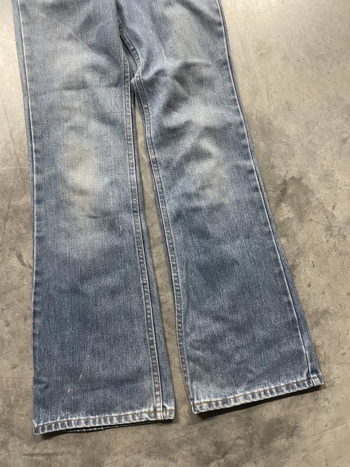 Levi's Vintage 70s Levi’s Flare Jeans (27x32) Size US 28 / EU 44 - 2 Thumbnail
