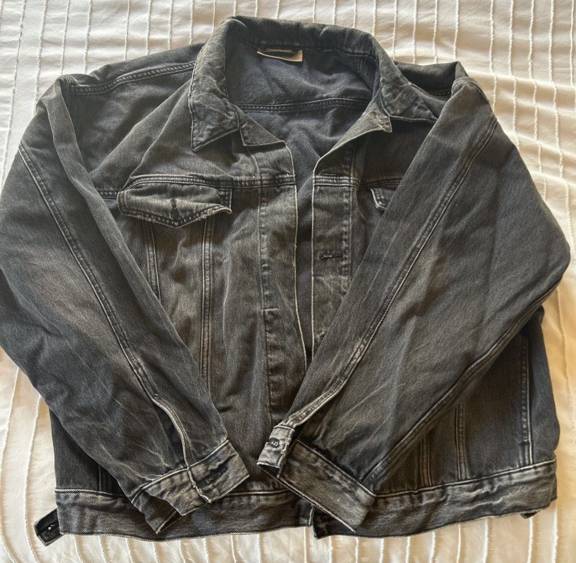 Fear of God essentials fear of god black oversized jean / denim jacket Size US L / EU 52-54 / 3 - 1 Thumbnail