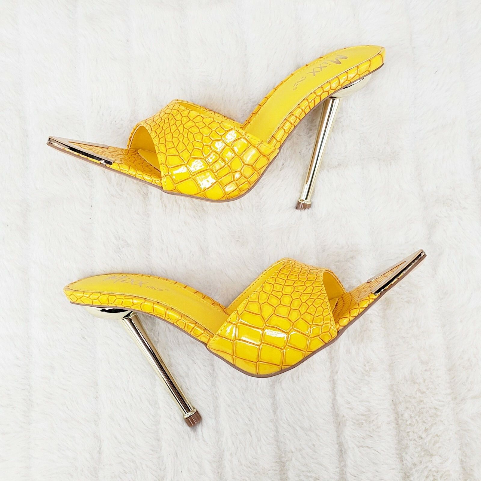 Other Venus Yellow Slim High Heel Pointy Toe Slip On Sandals Slide Size US 11 / IT 41 - 4 Thumbnail