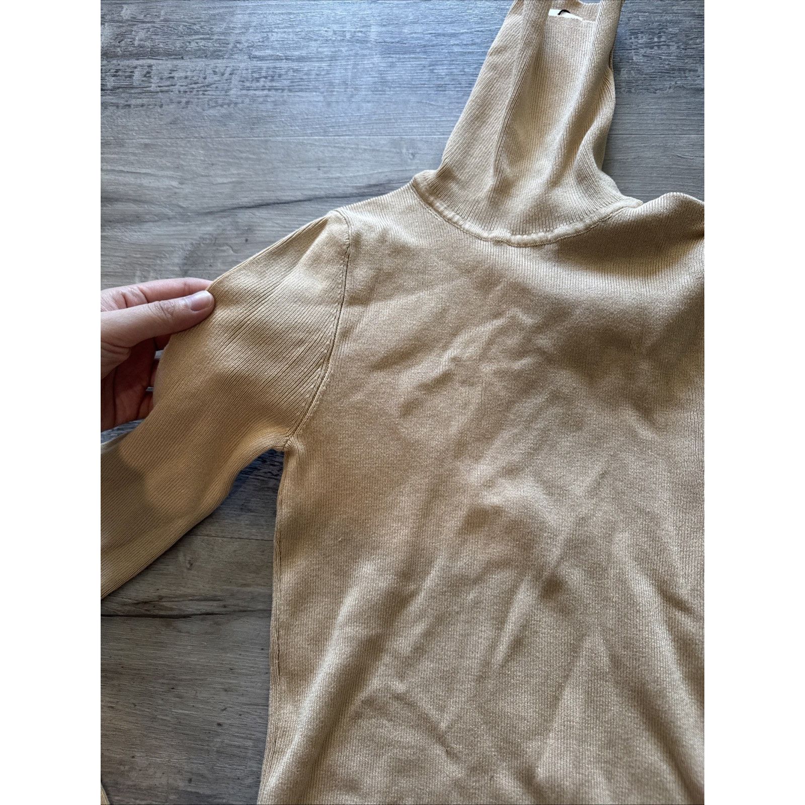 Zara Zara Women Cropped Turtleneck Long Sleeve Beige Top Size S Size S / US 4 / IT 40 - 4 Thumbnail