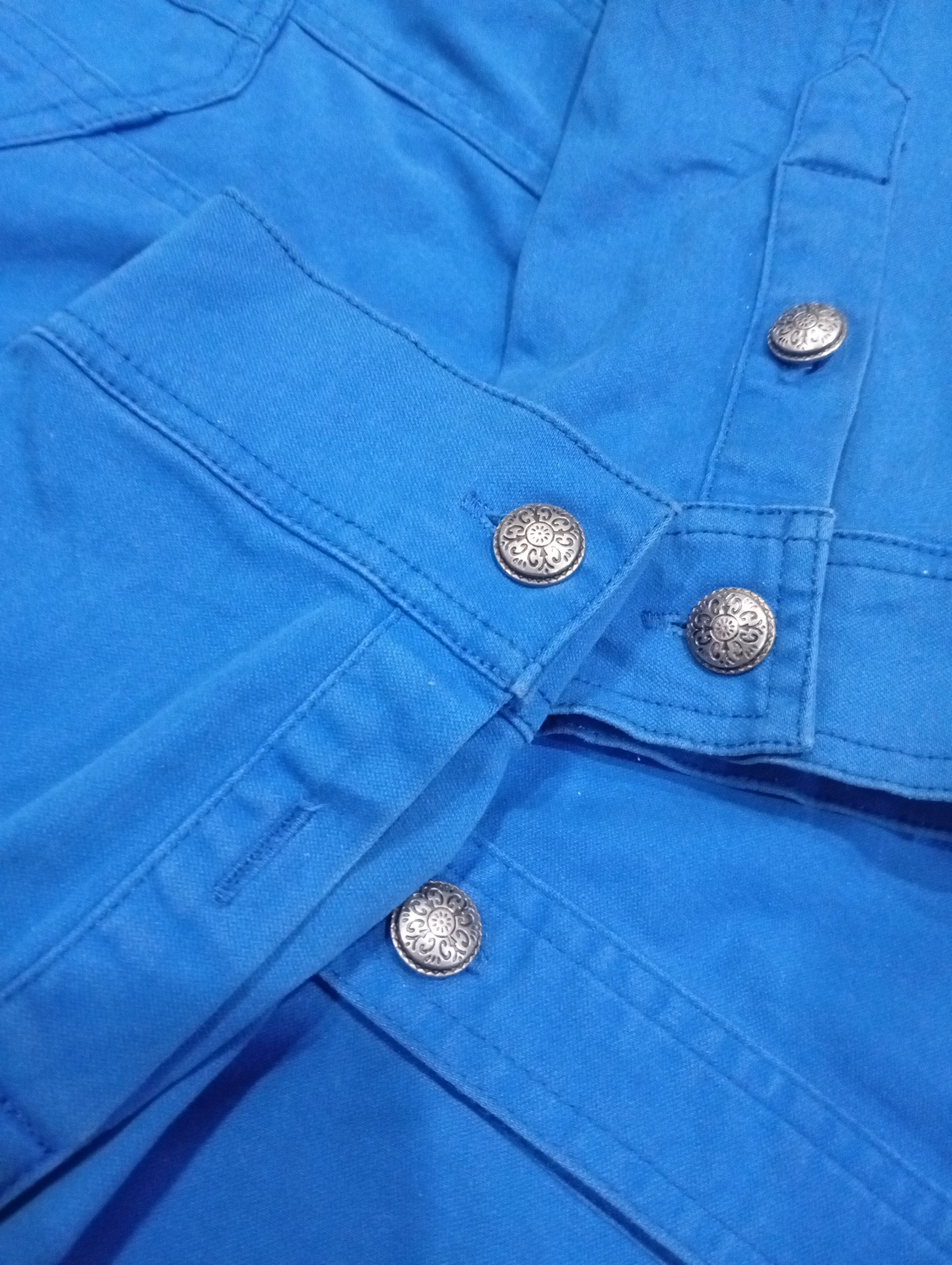 In The Attic In the attic shirt button Size US S / EU 44-46 / 1 - 5 Thumbnail