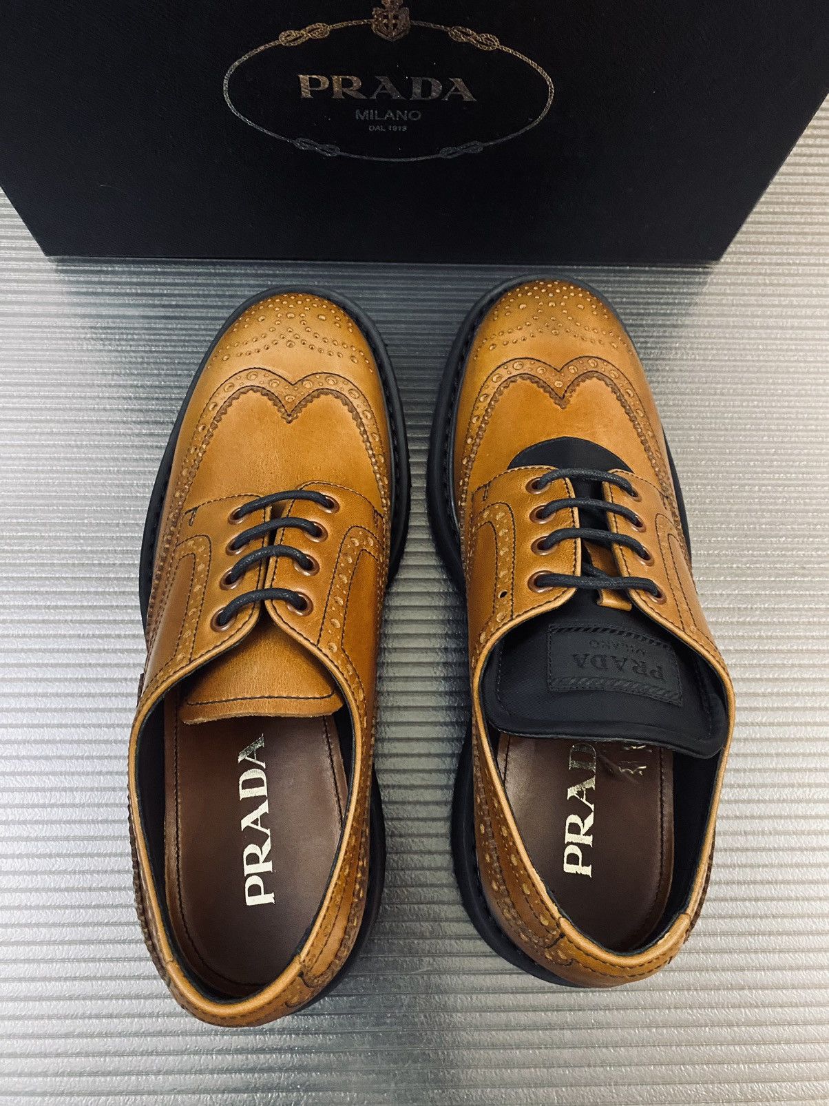 Prada Prada 🇮🇹 brown pull up comfort sole brogue 7 UK NEW Size US 8 / EU 41 - 5 Thumbnail