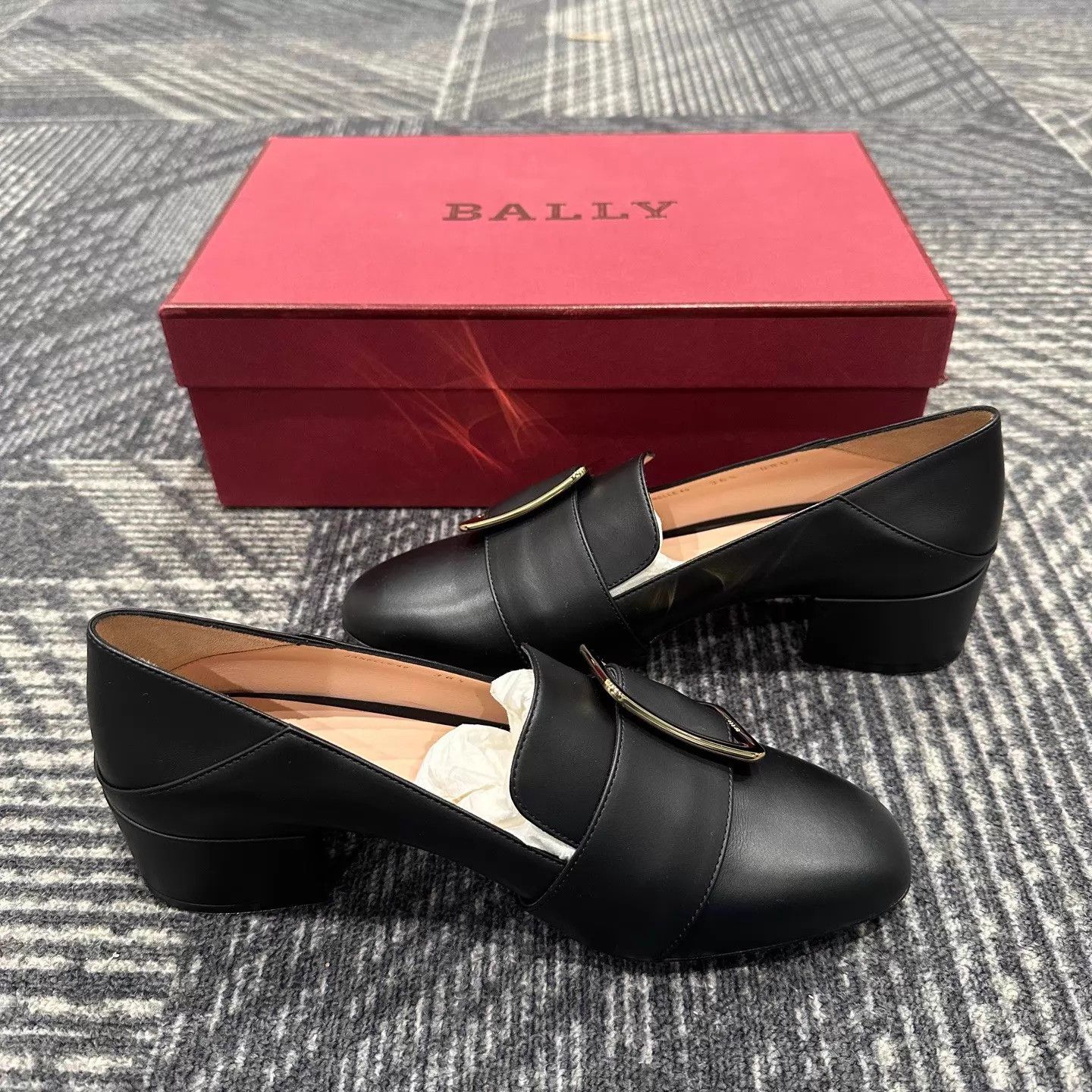 Bally Bally Logo Slip-On Loafers EU 36.5 Size US 6 / IT 36 - 5 Thumbnail