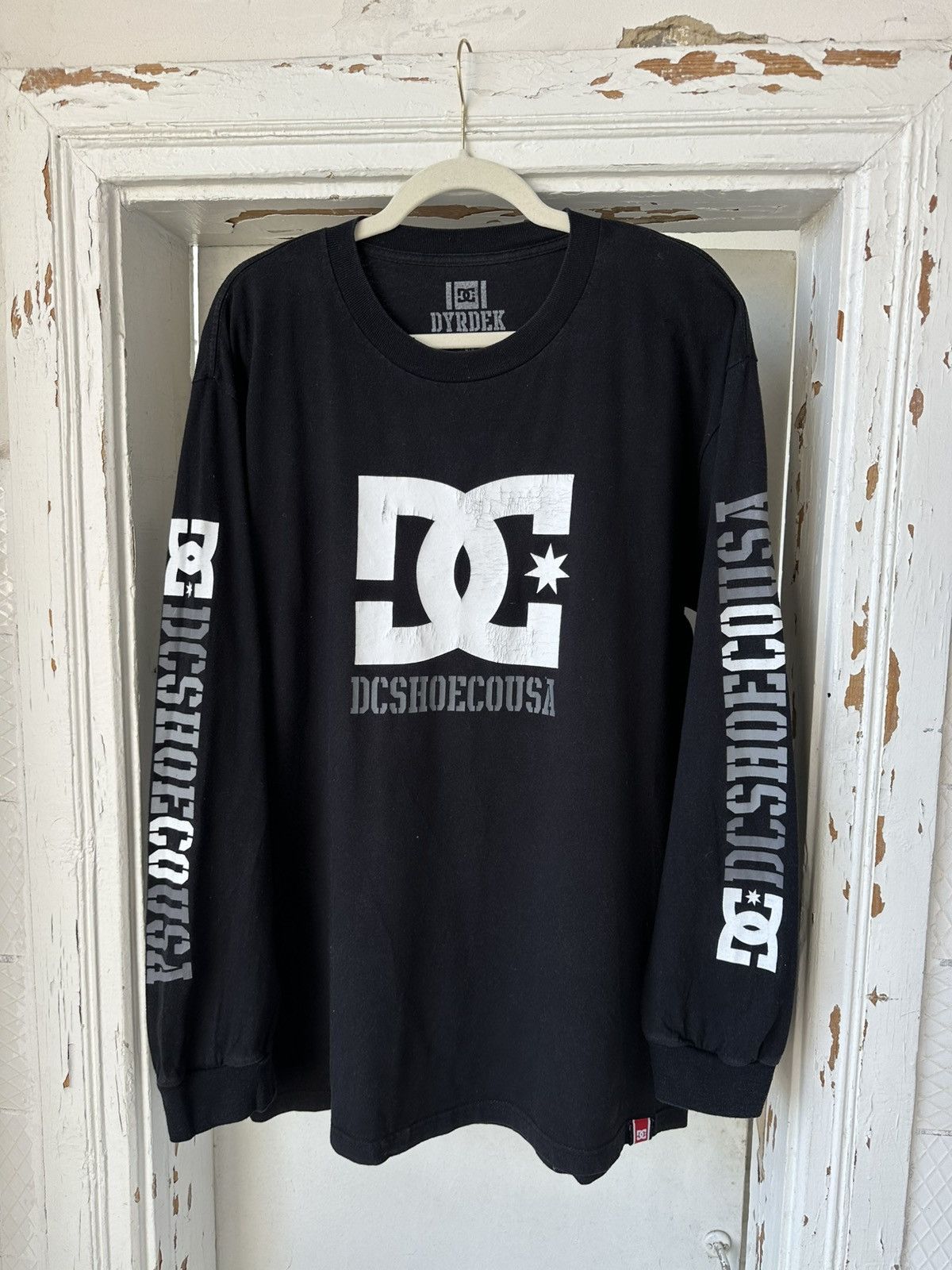 DC Vintage DC Shoes USA Printed Black Long Sleeve Size US L / EU 52-54 / 3 - 1 Thumbnail