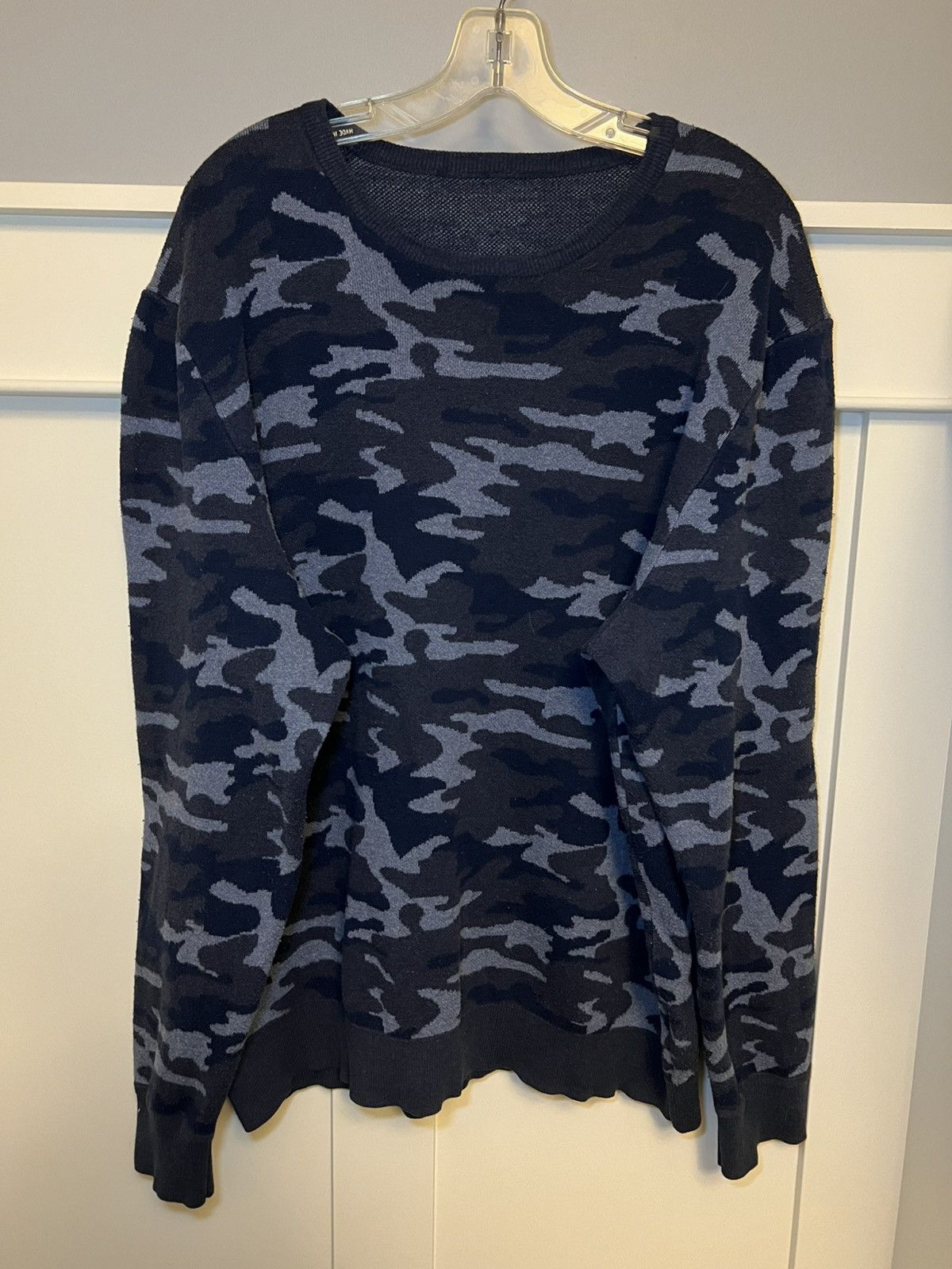 Vintage Blue camo heavyweight sweater Size US XL / EU 56 / 4 - 1 Thumbnail