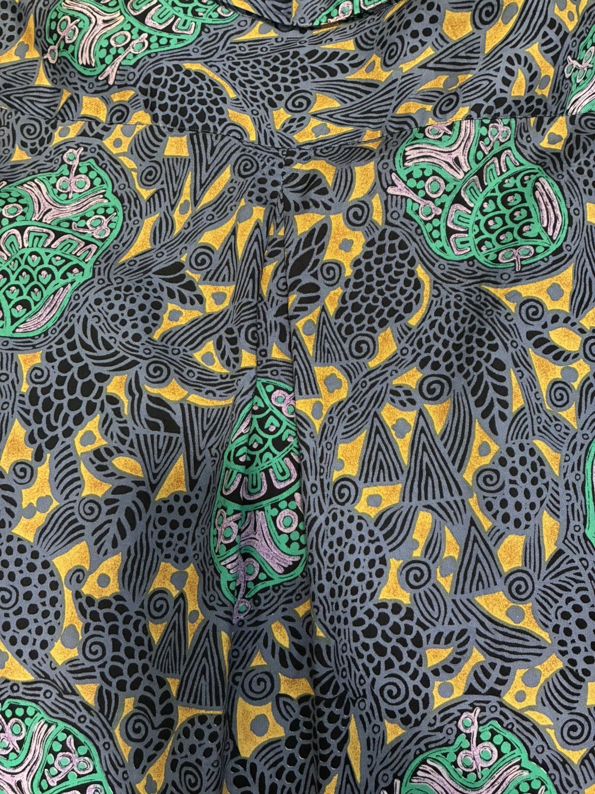 Yves Saint Laurent Yves Saint Laurent Vintage Rayon Shirt (L) Size US L / EU 52-54 / 3 - 10 Thumbnail