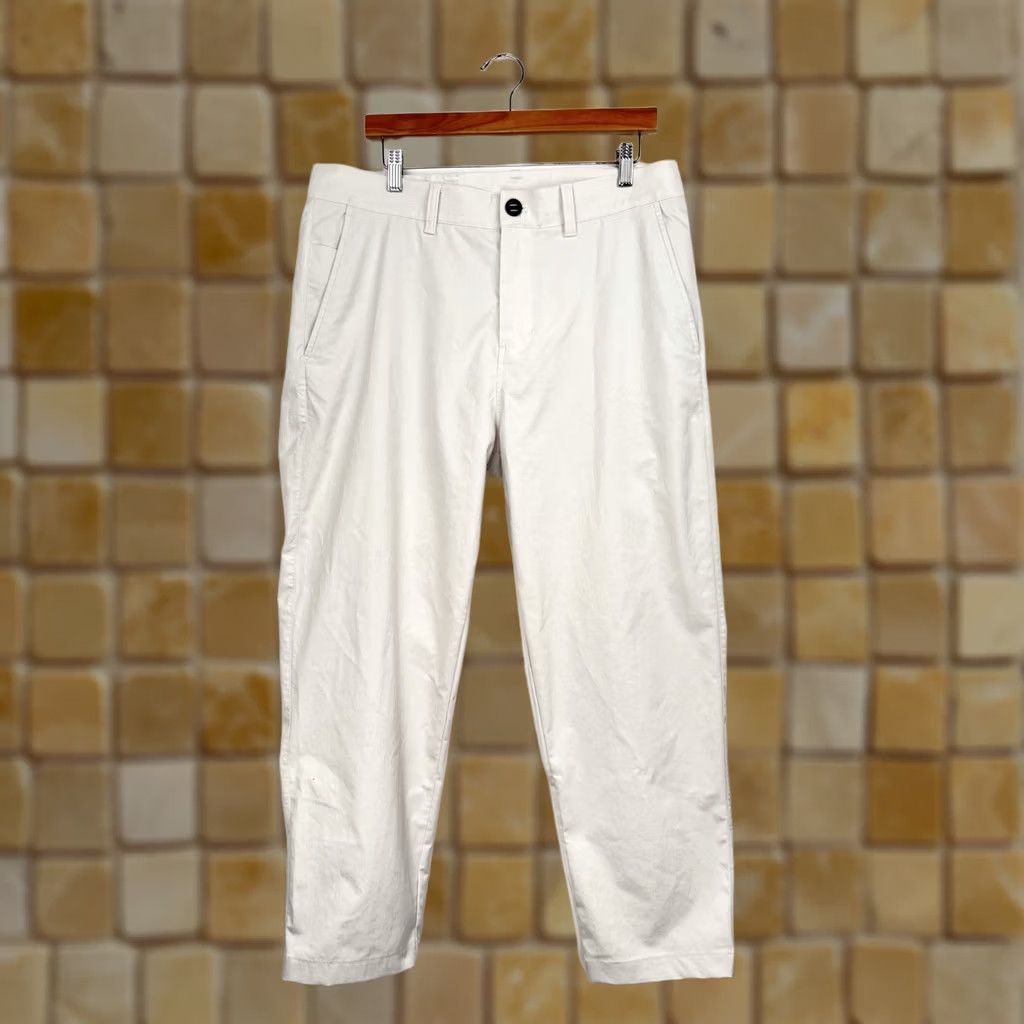 Lululemon VINTAGE Lululemon ABC Trouser Mens 34 Ivory Pants Stretch Actual 36x27 Size US 34 / EU 50 - 1 Thumbnail