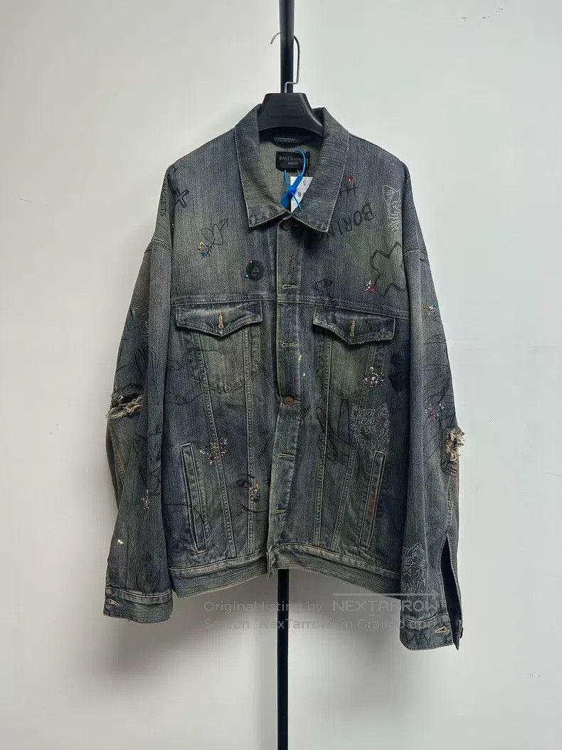 Balenciaga Balenciaga Wash Effect Graffiti Pattern Print Size US M / EU 48-50 / 2 - 1 Thumbnail