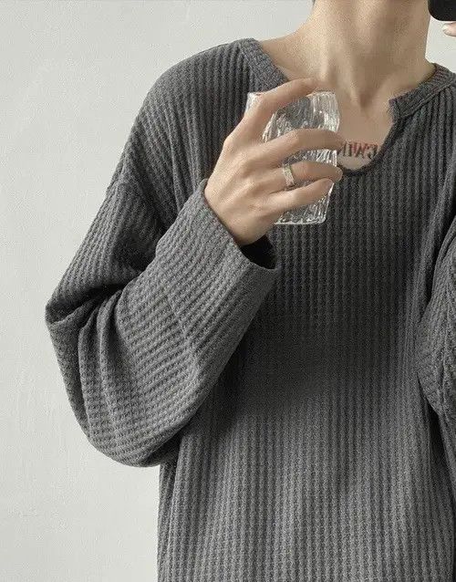 VIBE Korean fashion grey U neck long sleeve waffle top Size US M / EU 48-50 / 2 - 4 Thumbnail
