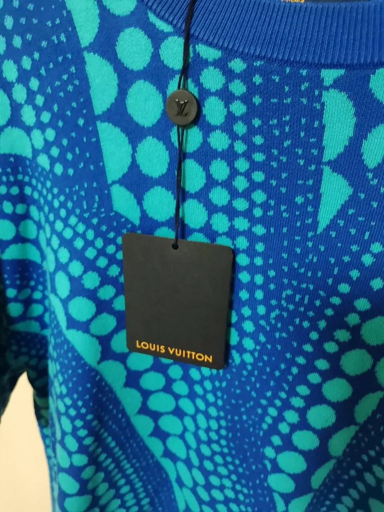 Louis Vuitton Louis Vuitton short sleeves Size US M / EU 48-50 / 2 - 3 Thumbnail