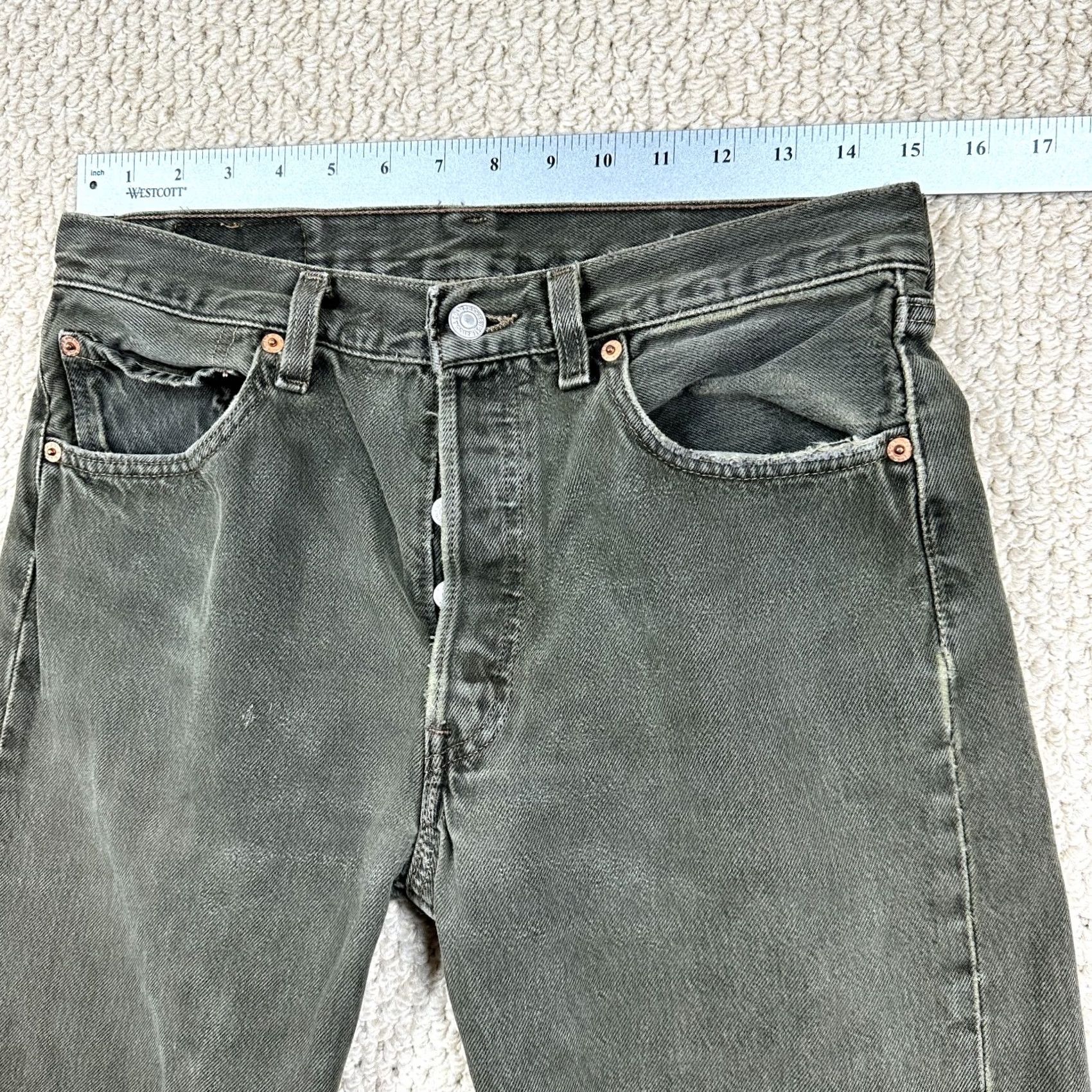 Levi's VINTAGE Levi's 501 Jeans Mens 30x30 Green Olive Denim USA Wallet Fade Size US 30 / EU 46 - 7 Thumbnail
