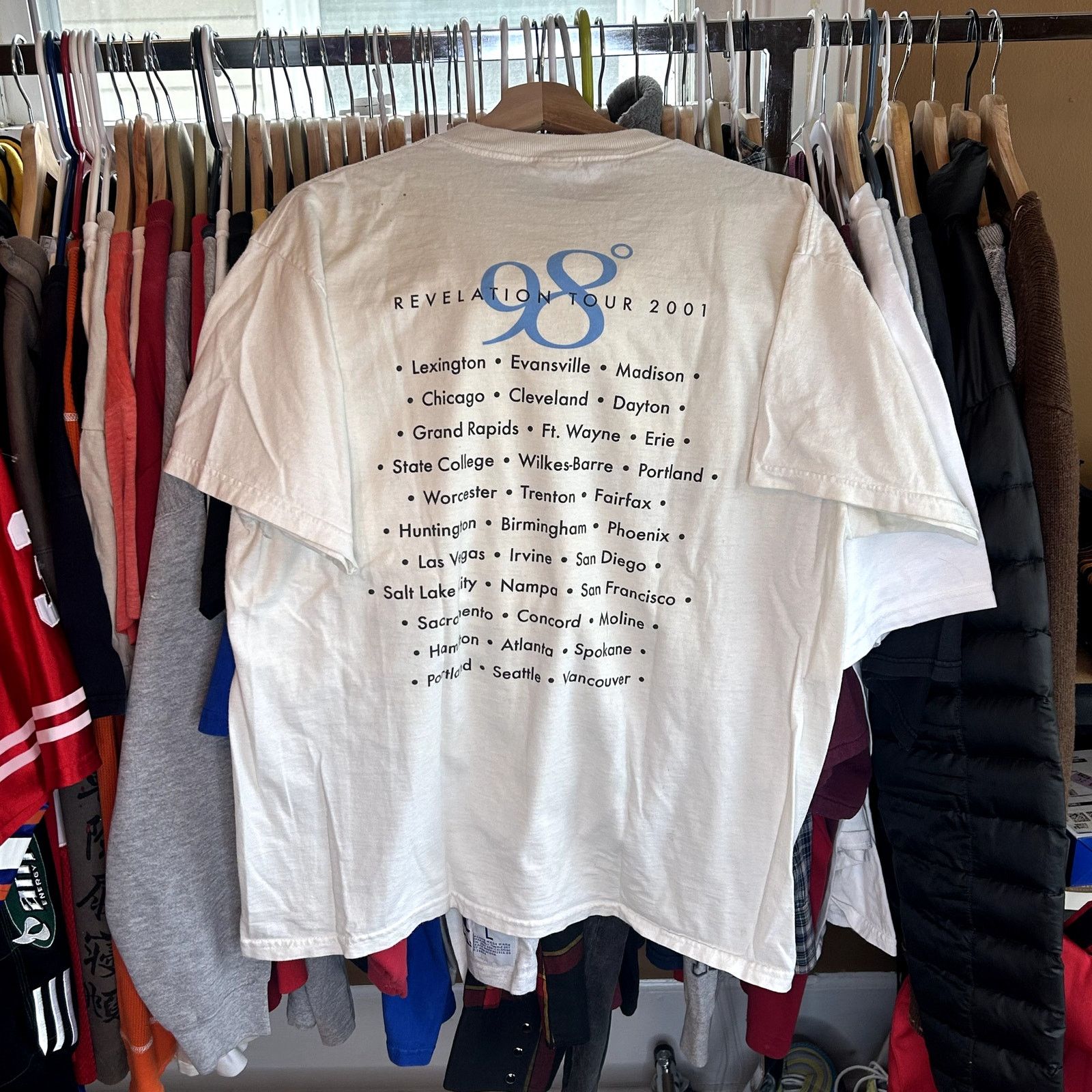 Delta Y2K 98 Degrees Revelation 2001 Tour T-Shirt Large Size US L / EU 52-54 / 3 - 6 Thumbnail