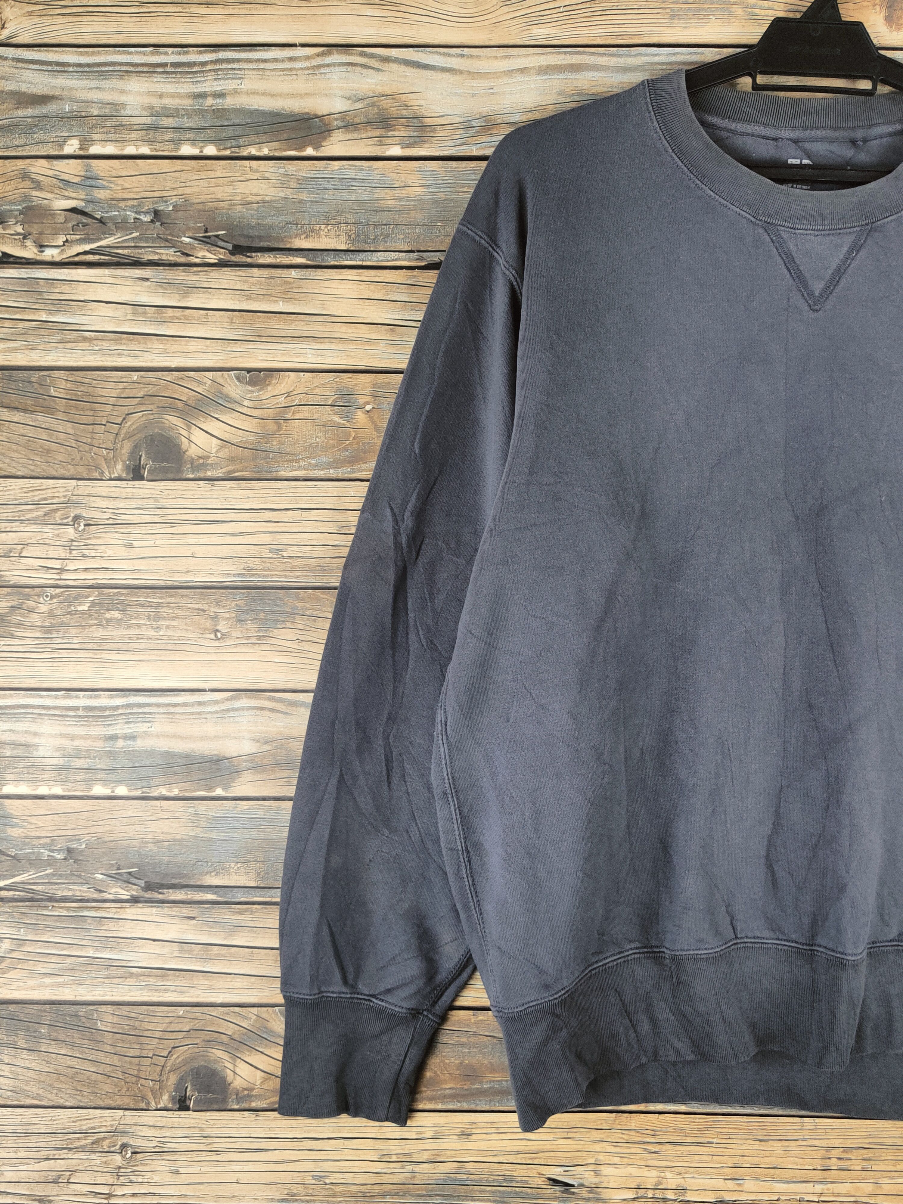 Uniqlo Plain Faded Uniqlo Dark Gray Sweatshirts Size US L / EU 52-54 / 3 - 3 Thumbnail