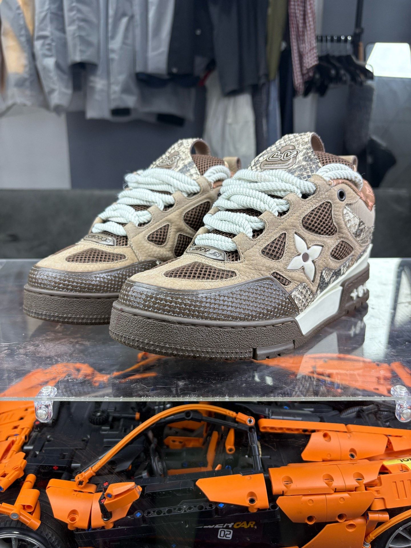 Louis Vuitton Skate Brown Lowtop Sneakers 7.5 Men