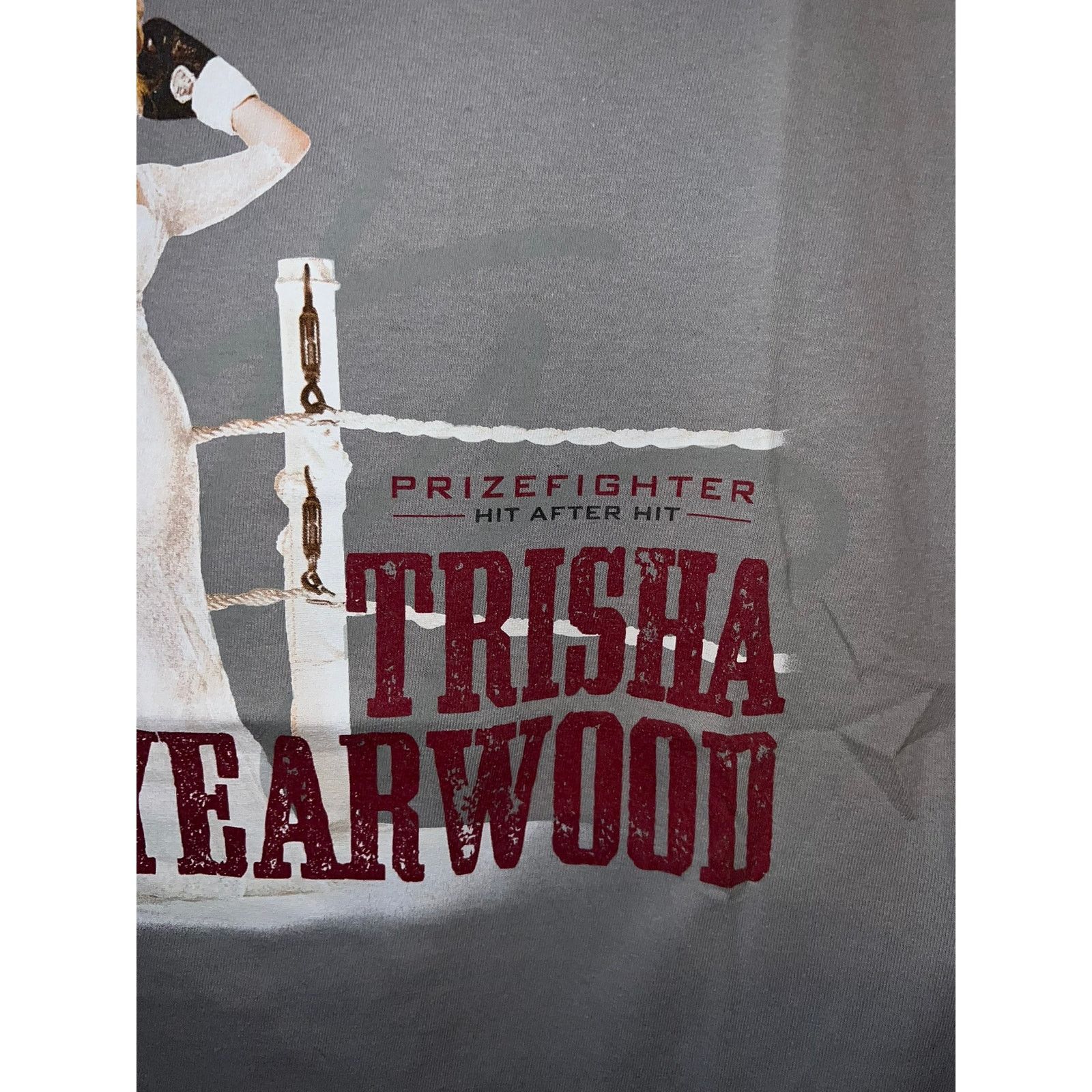 Gildan Vintage Trisha Yearwood Shirt Garth Brooks Tour Tee 2014-15 Size US M / EU 48-50 / 2 - 2 Thumbnail
