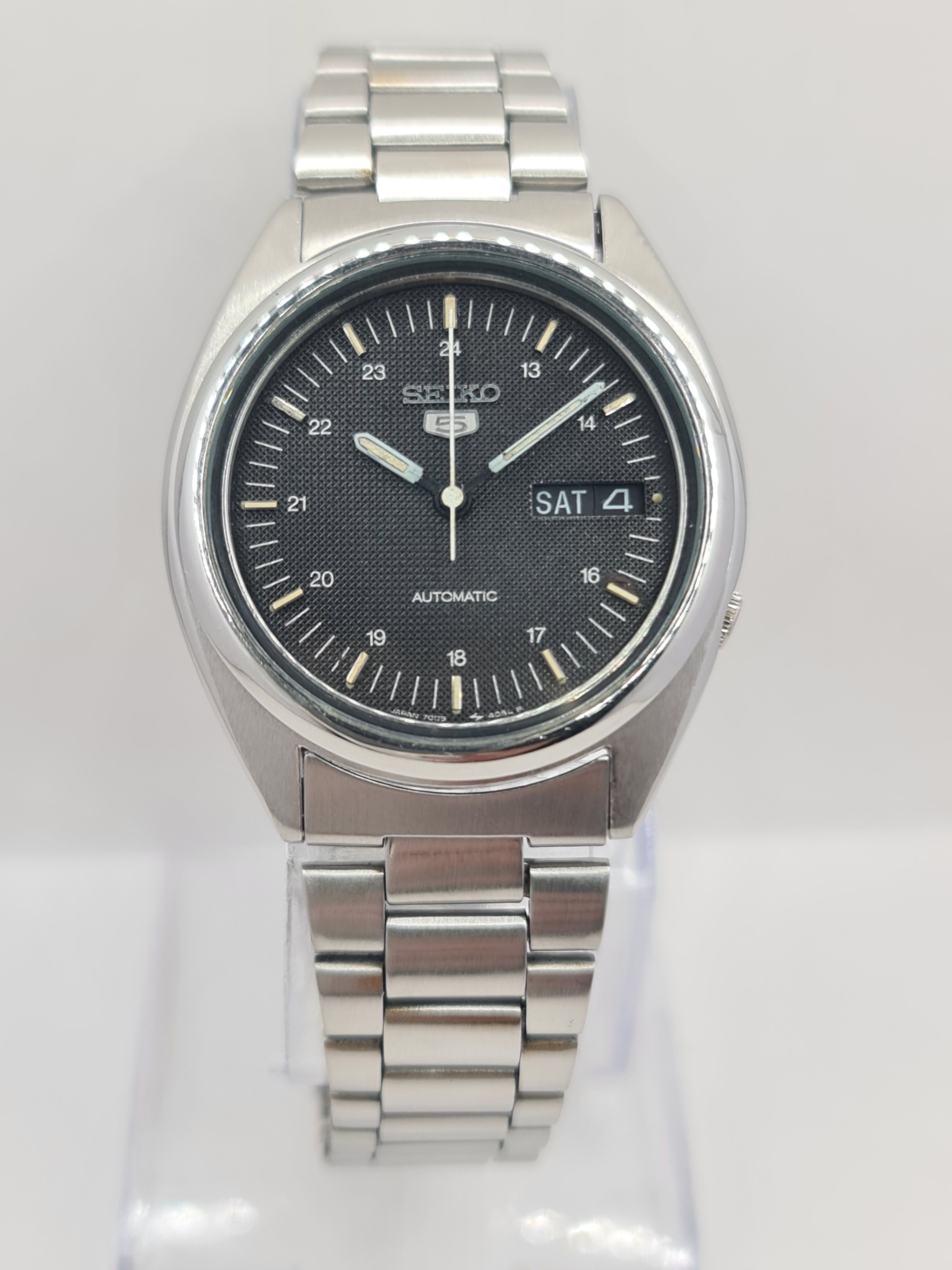 Seiko vintage Seiko 5 Automatic Wrist Watch Day/Date Japan Size 36 - 1 Thumbnail