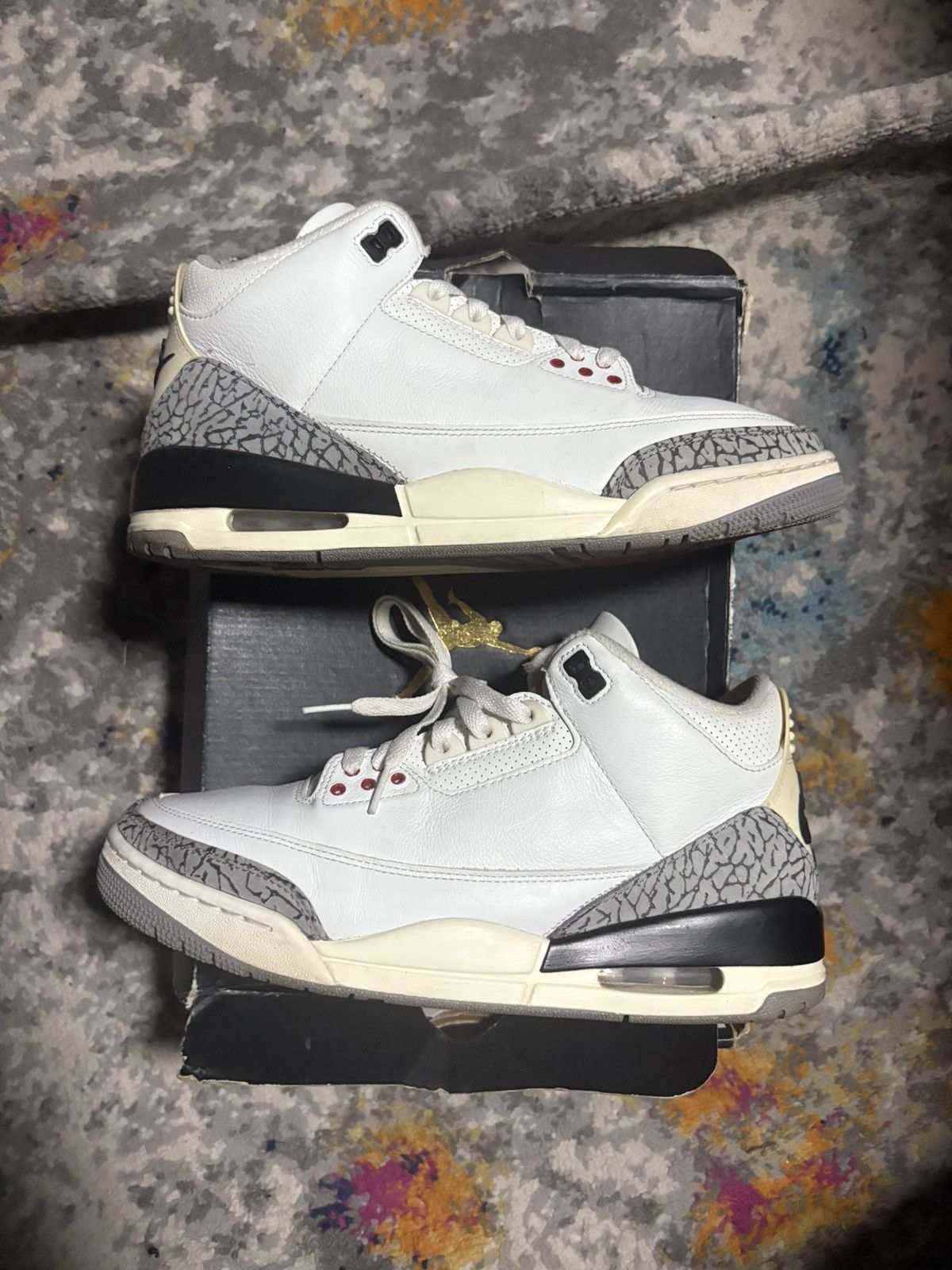 Jordan Brand Air Jordan Retro 3 White Cement Reimagined size 9 Size US 9 / EU 42 - 1 Thumbnail