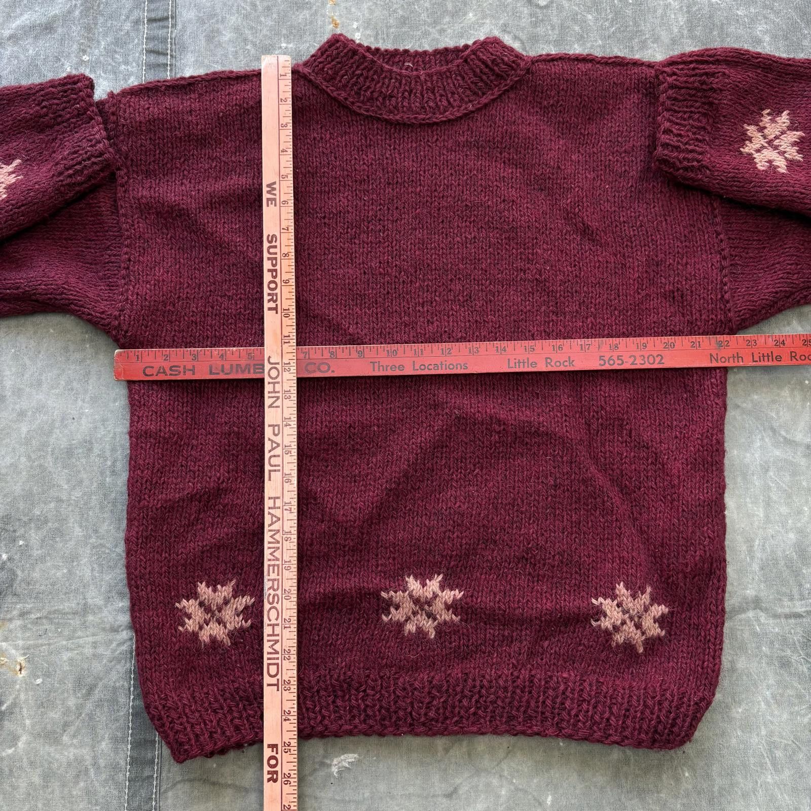 Vintage Vintage 60s Wool Burgundy Snowflakes Handmade Knit Sweater Size US M / EU 48-50 / 2 - 2 Thumbnail