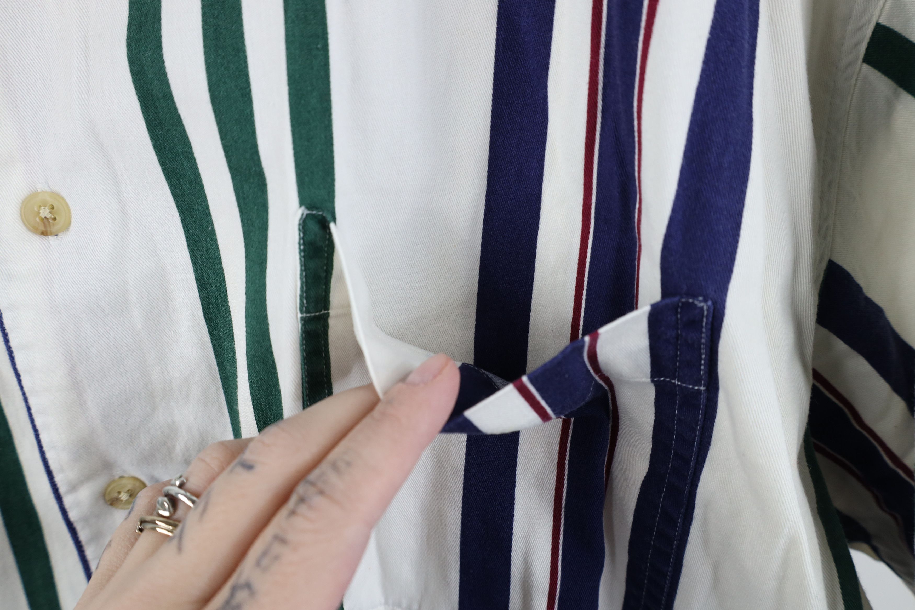Vintage Vintage 90s Streetwear Block Short Sleeve Button Down Shirt Size US XL / EU 56 / 4 - 5 Thumbnail