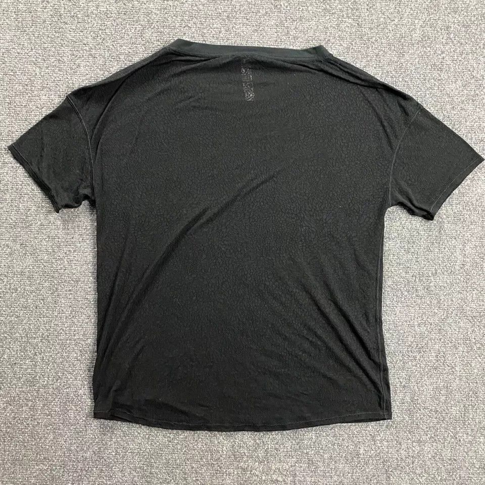 Lululemon Lululemon Top Womens 4 Black Lightweight Performance Size S / US 4 / IT 40 - 6 Thumbnail