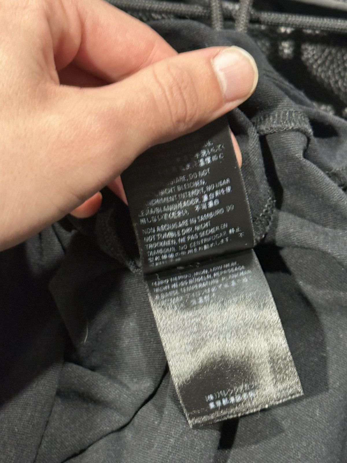 Balenciaga balenciaga copyright tshirt Size US XL / EU 56 / 4 - 6 Thumbnail