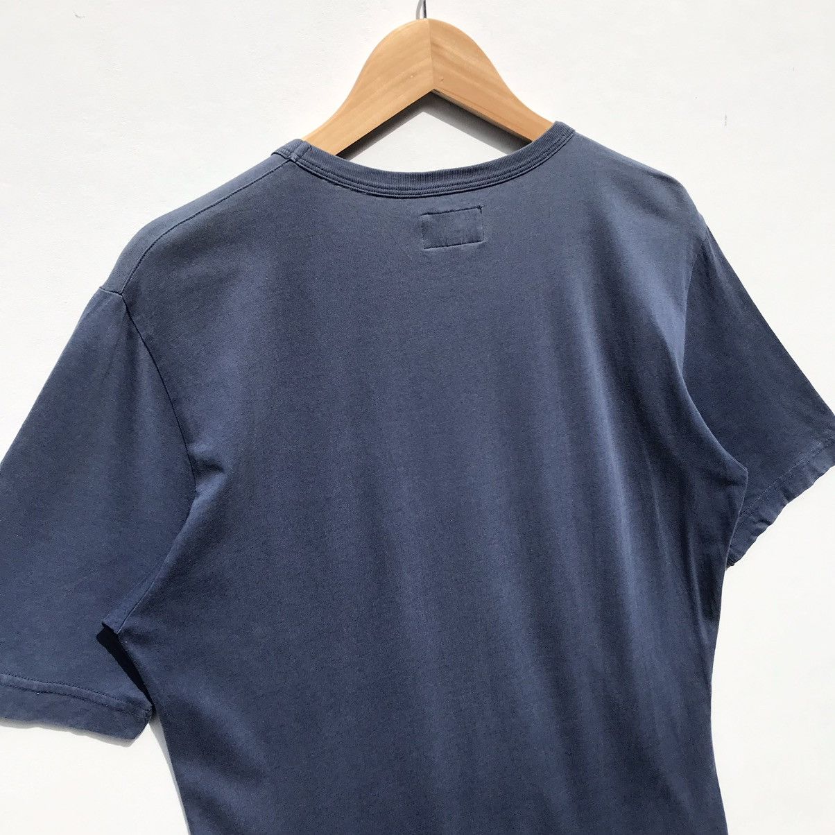 Vivienne Westwood Vivienne Westwood Leonard Peltier Is Innocent Shirt SunFaded Size US S / EU 44-46 / 1 - 9 Thumbnail