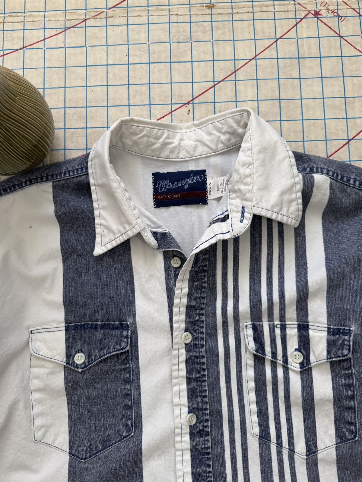 Vintage Vintage Wrangler Brushpopper Vertical Striped Button Up 17 Size US XL / EU 56 / 4 - 5 Thumbnail