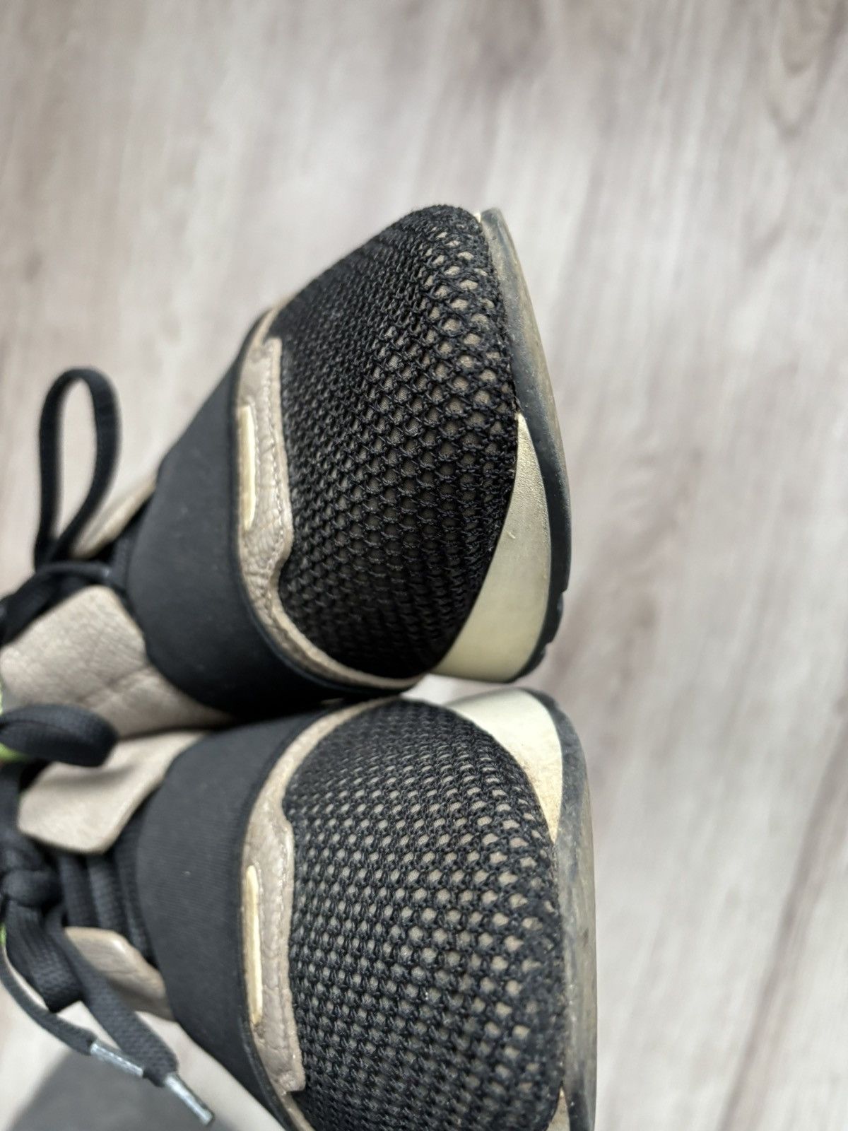Balenciaga Balenciaga Tri Color Leather and Suede Race Runner Size 38 Size US 8 / IT 38 - 21 Thumbnail