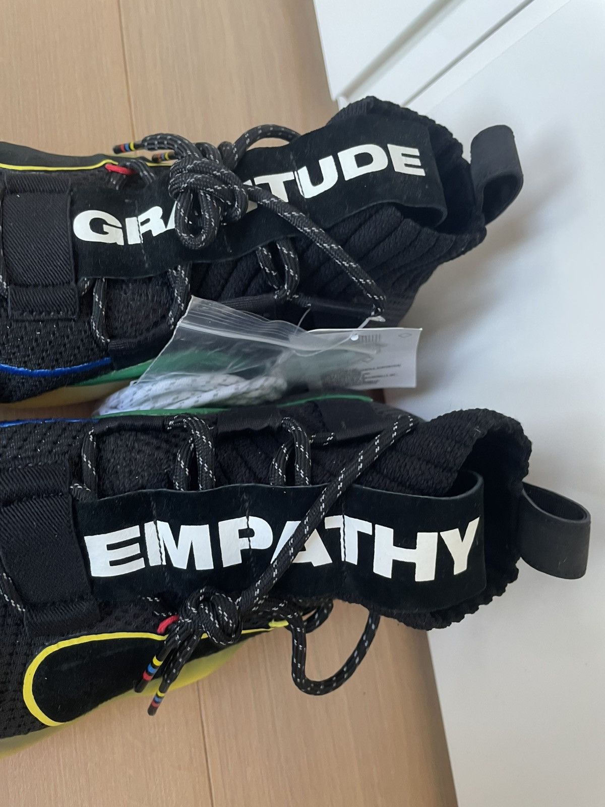 Adidas × Pharrell Adidas x Pharrell Williams Size US 10.5 / EU 43-44 - 4 Thumbnail
