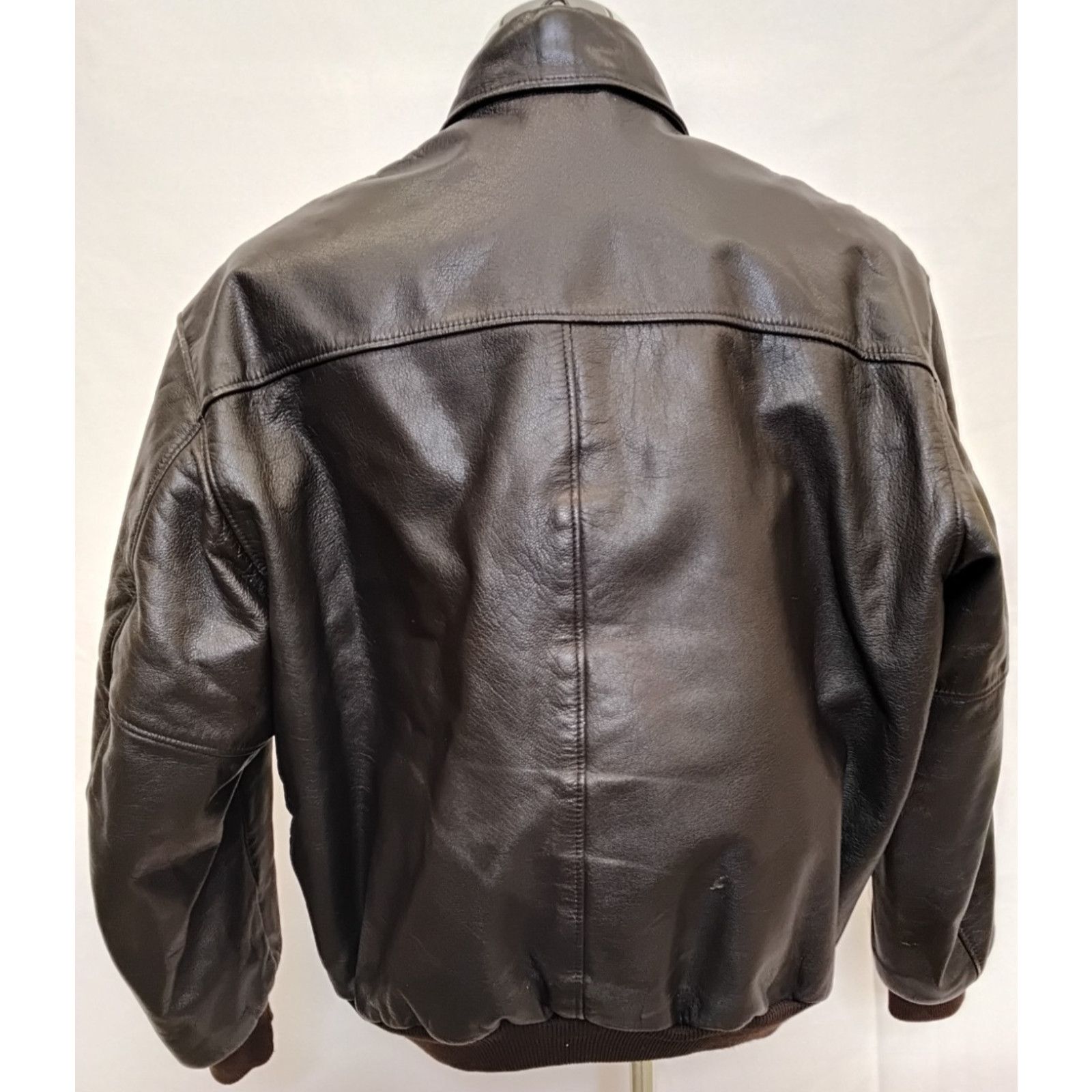 L.L. Bean L.L. Bean Leather Flight Jacket Men XL Brown Thinsulate USA Size US XL / EU 56 / 4 - 3 Thumbnail