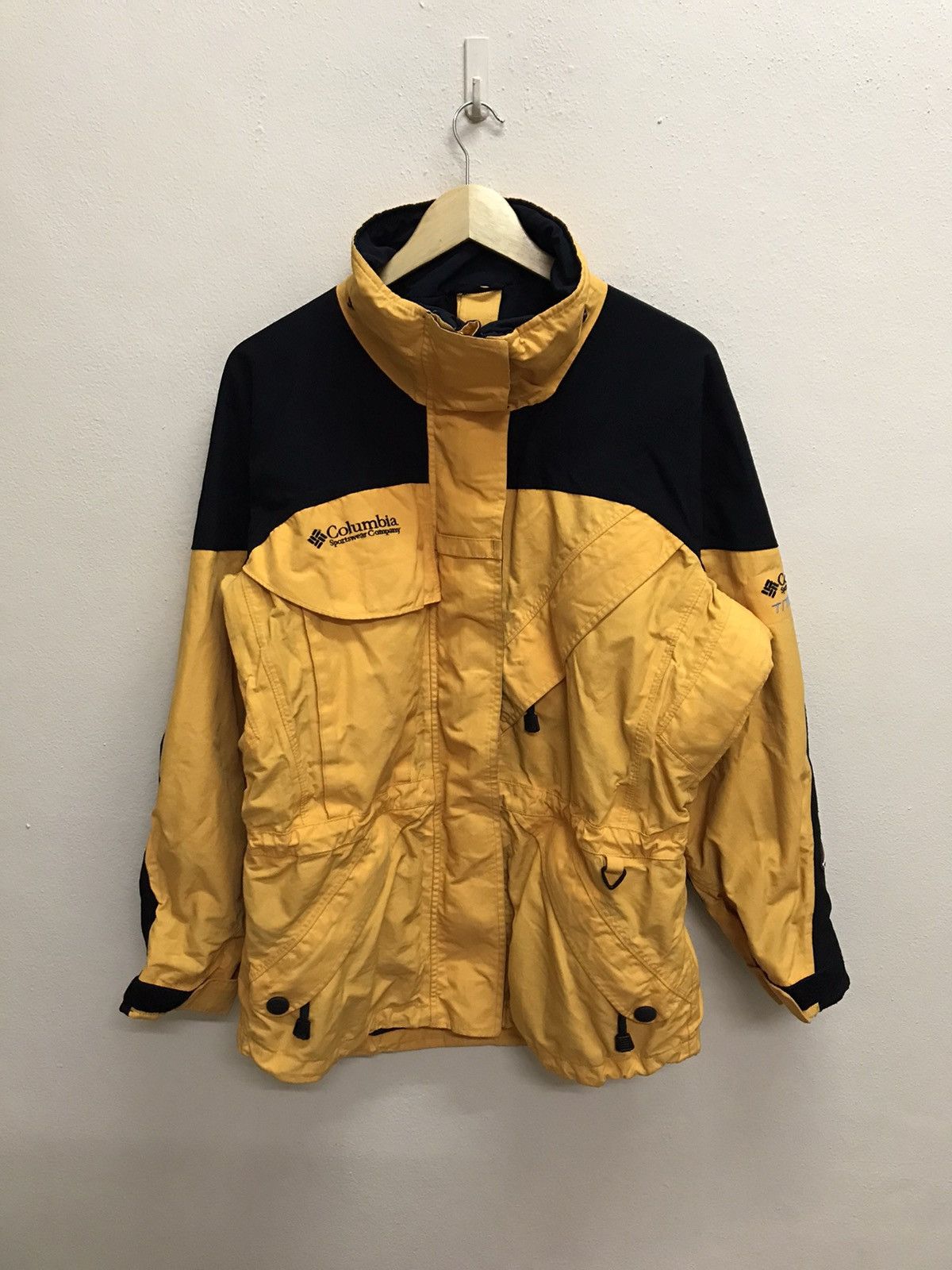 Columbia Women’s Vintage Columbia Titanium Omnitech Waterproof Jacket Size L / US 10 / IT 46 - 19 Thumbnail